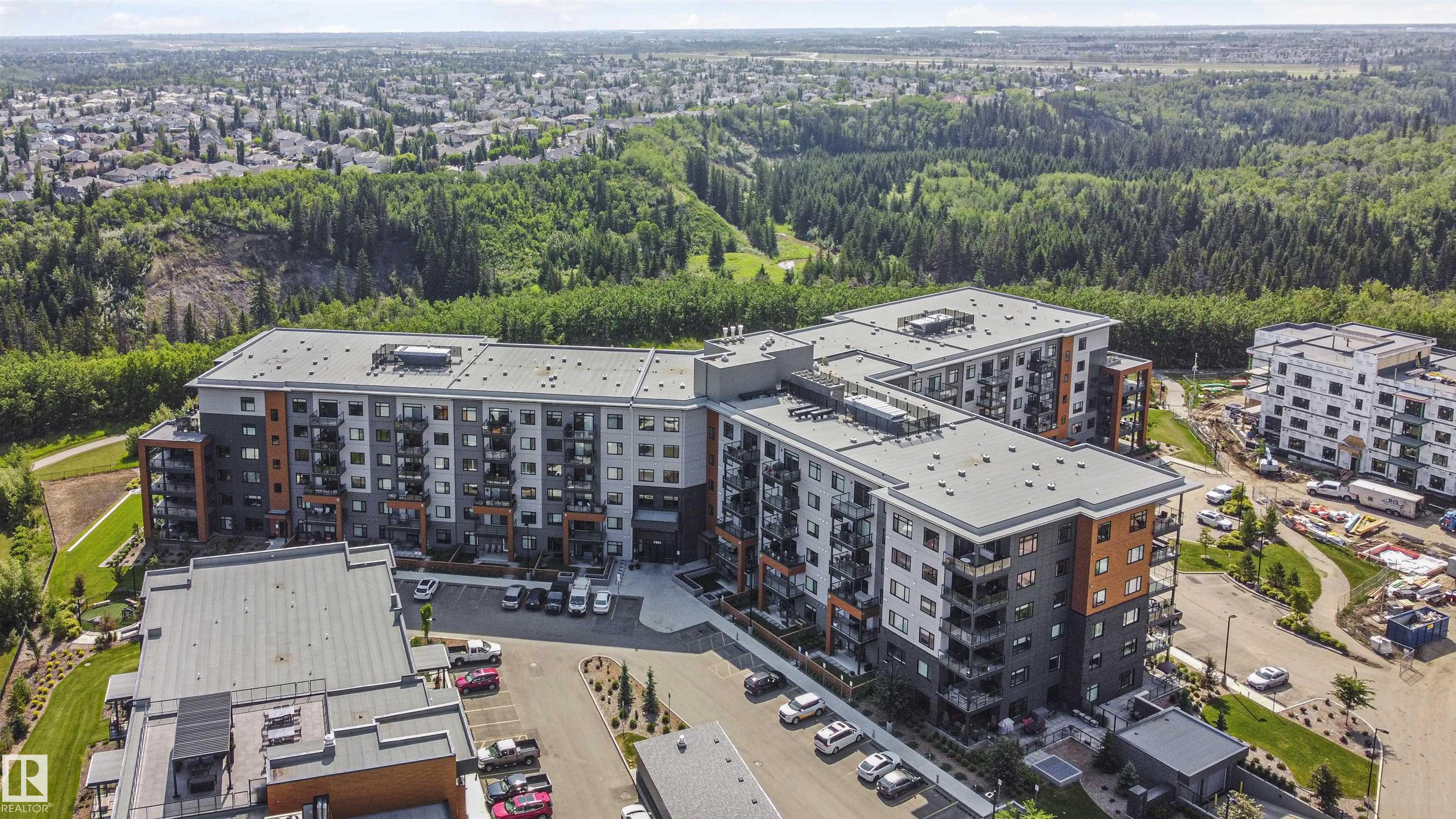 7463 May Common Nw #619, Edmonton, AB T6R 0X1