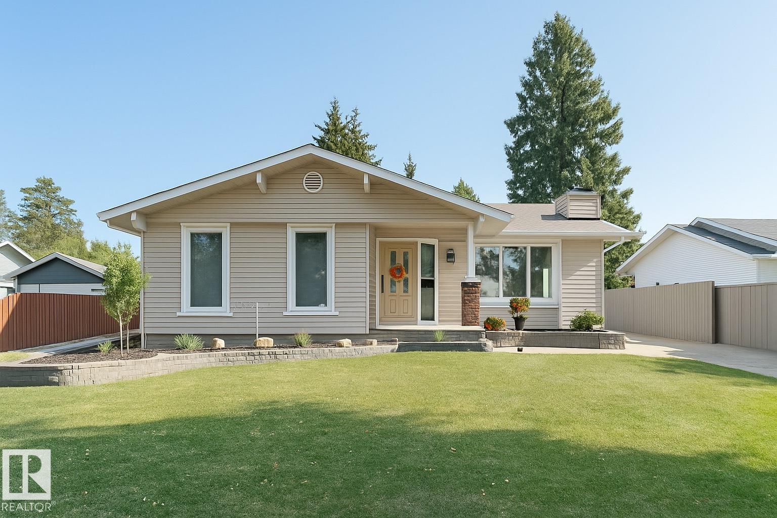 17 Longview Cr Cres, St. Albert, AB T8N 2W1