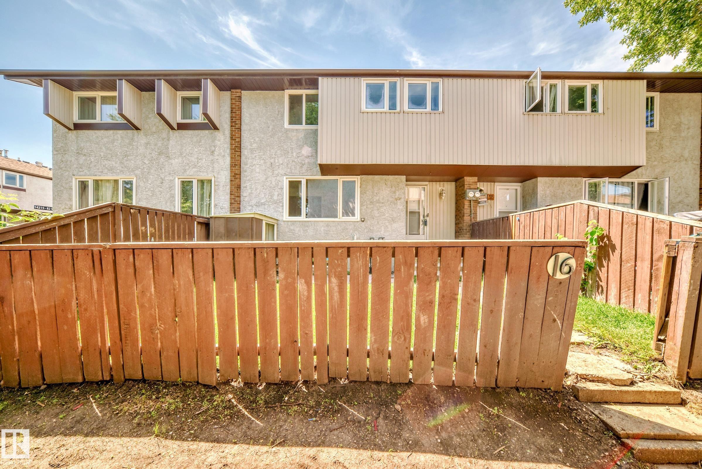 14225 82 Street Northwest #16, Edmonton, AB T5E 2V7