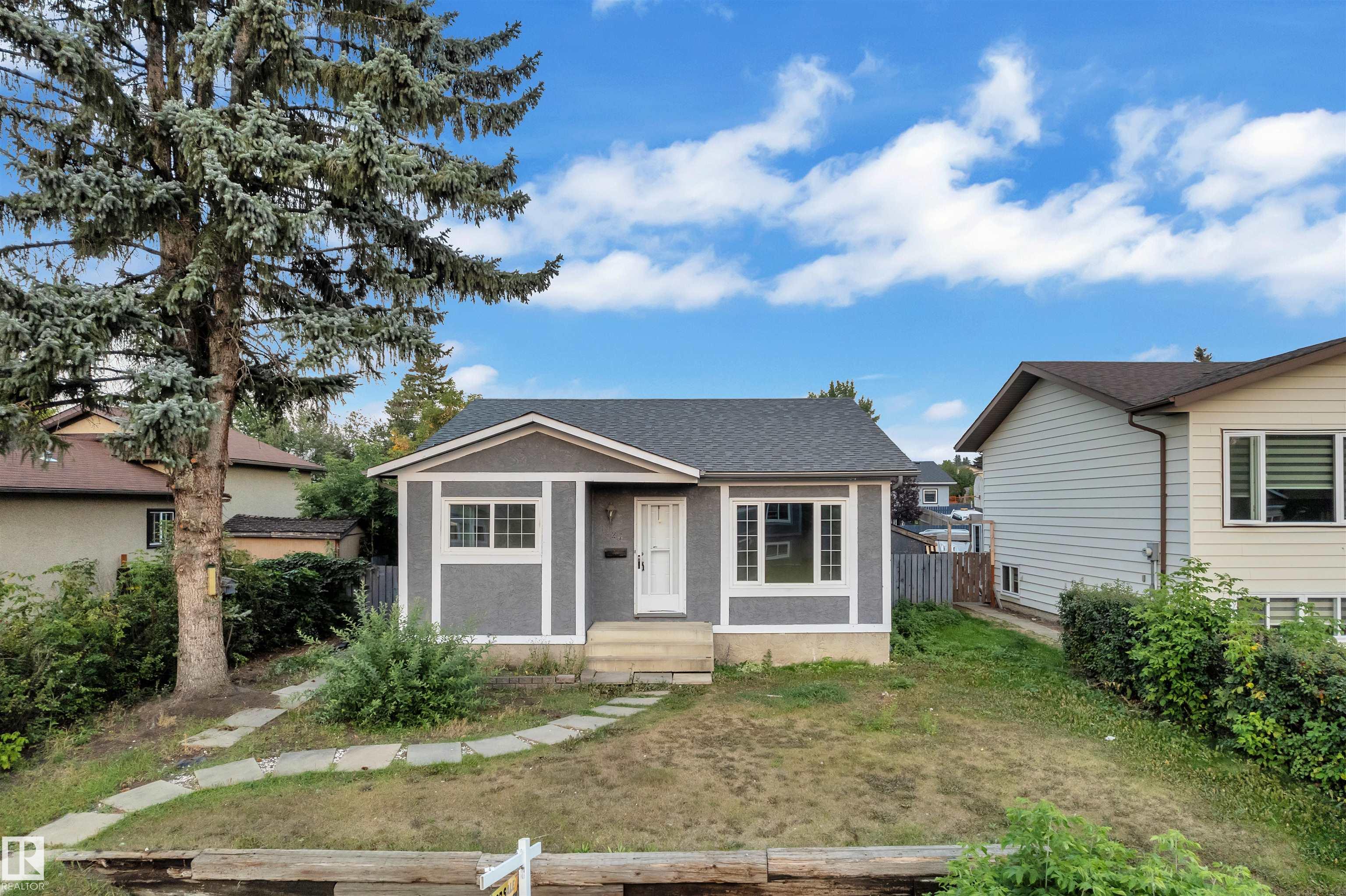 61 St Nw Unit 1027 St, Edmonton, AB T6L 3W2