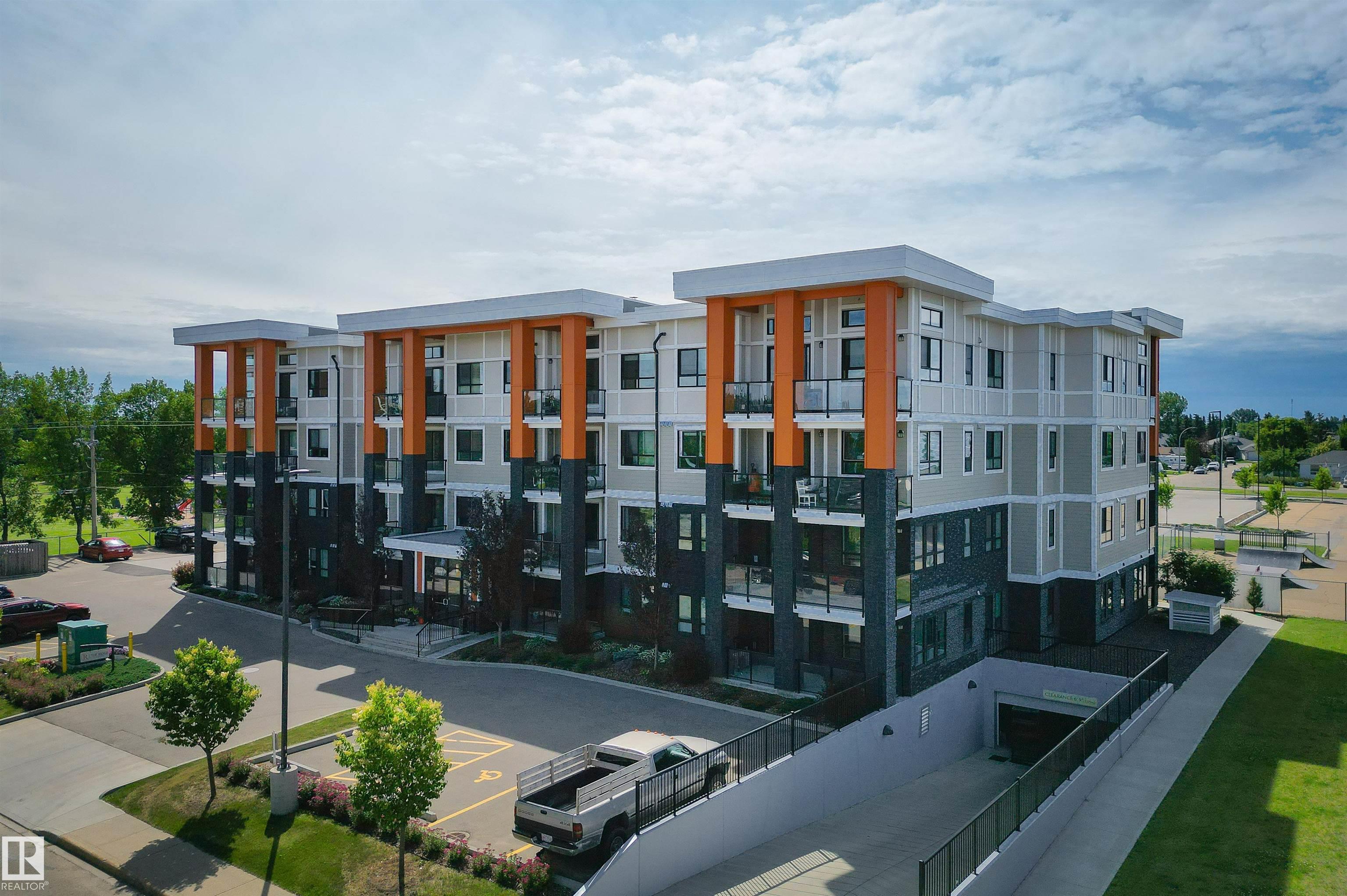 17 Columbia Avenue West #204, Devon, AB T9G 1Y7