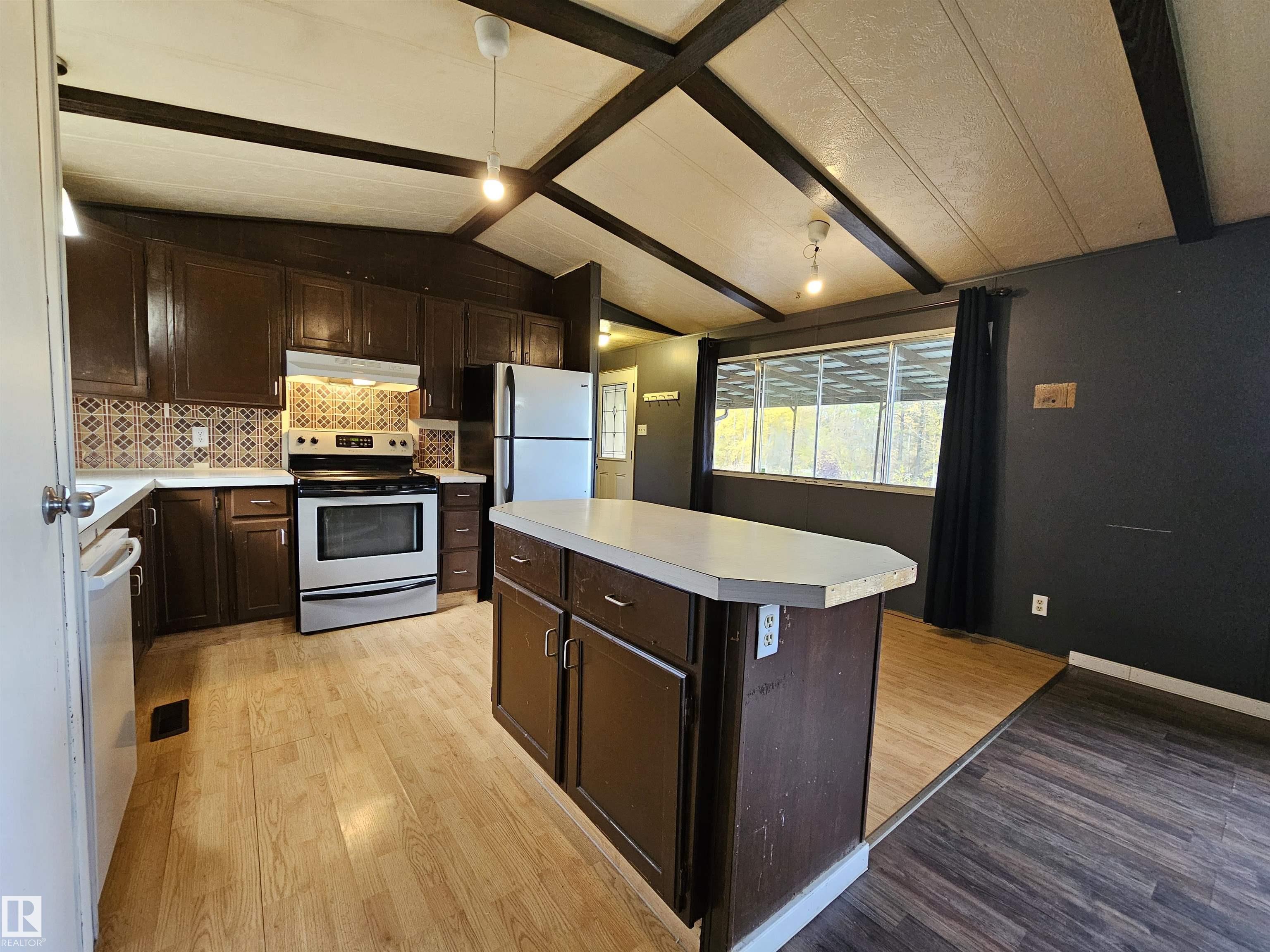 49510 Rge Road 80, Rural Brazeau County, AB T7A 2A3