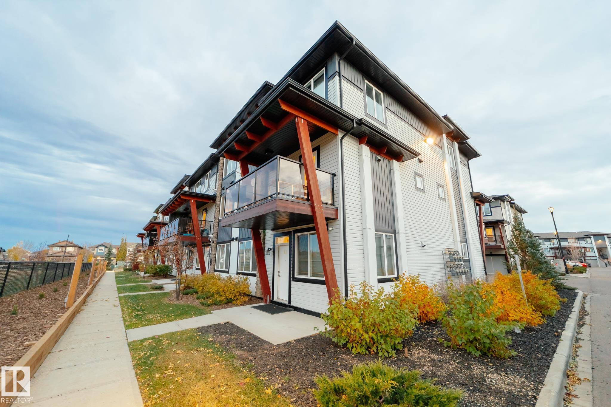 446 Allard Boulevard Southwest #70, Edmonton, AB T6W 3S7