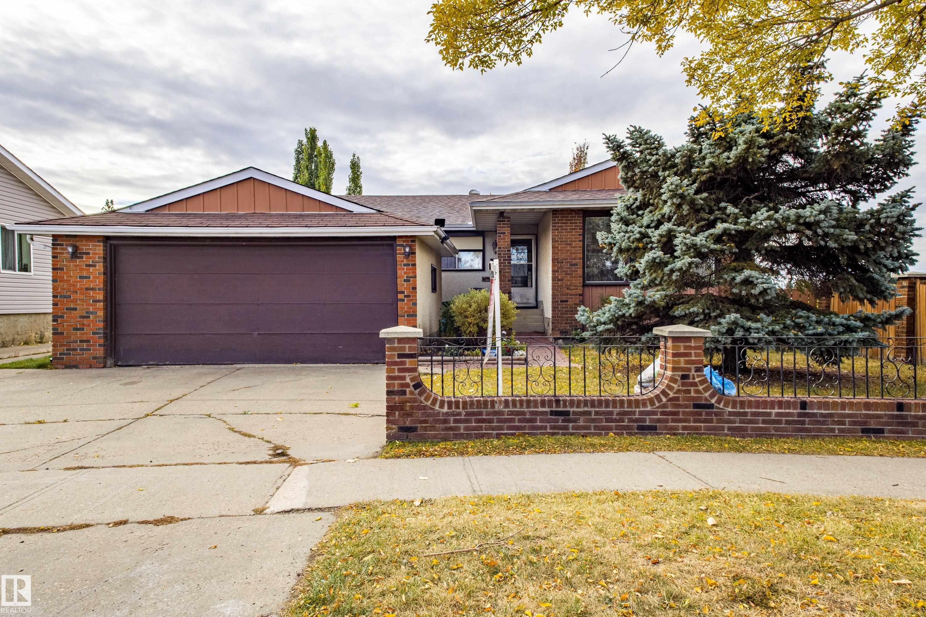 162 Av Nw Unit 11455 Ave, Edmonton, AB T5X 2L4