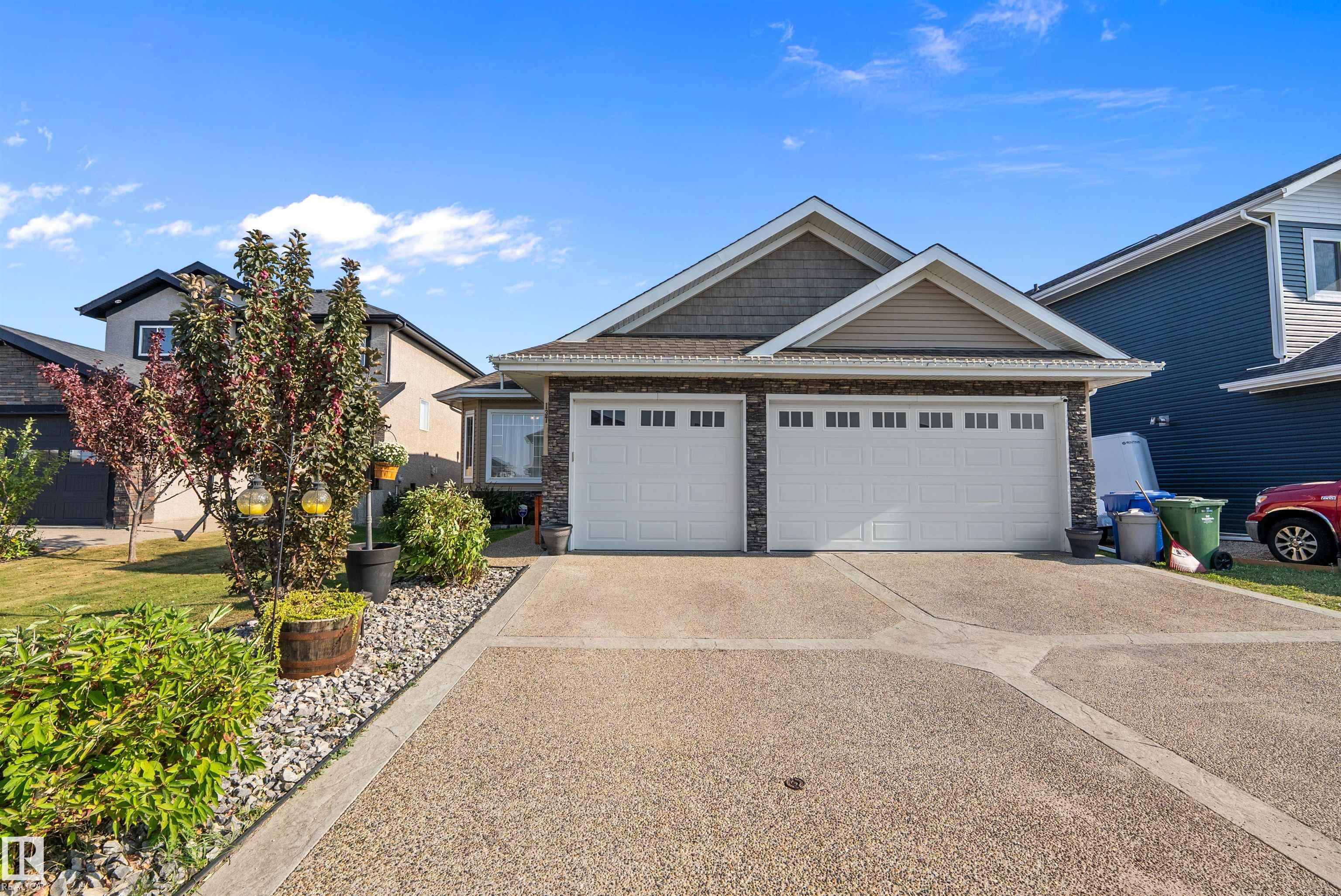 137 Cypress Dr, Wetaskiwin, AB T9A 1K6