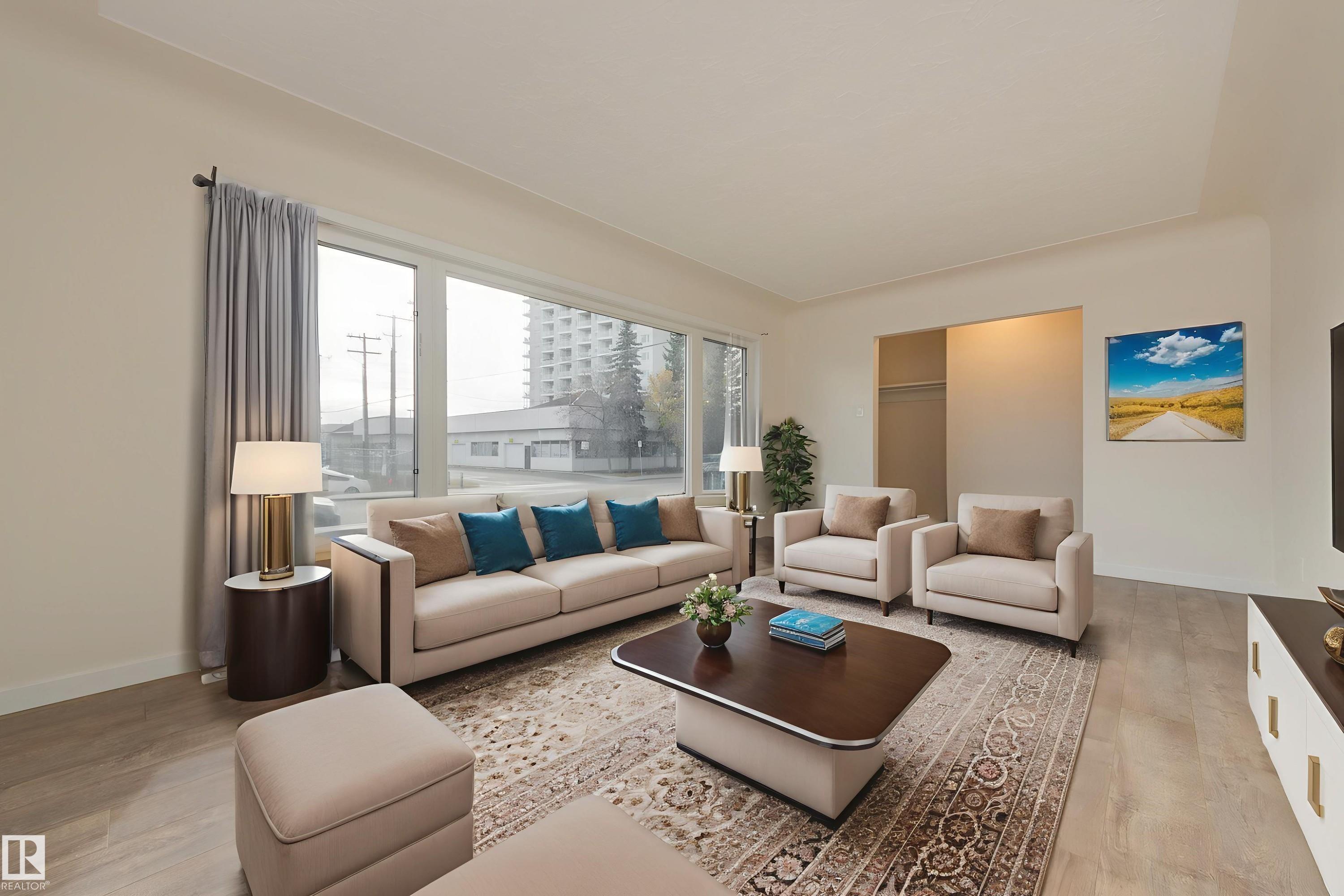 115 Av Nw Unit 13236 Ave, Edmonton, AB T5M 3A6