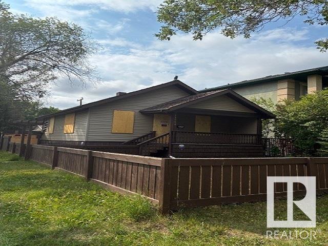 88 St Nw Unit 11704 St, Edmonton, AB T5B 3R7