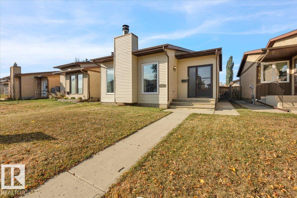 38 St Nw Unit 4318 St, Edmonton, AB T6L 4K4