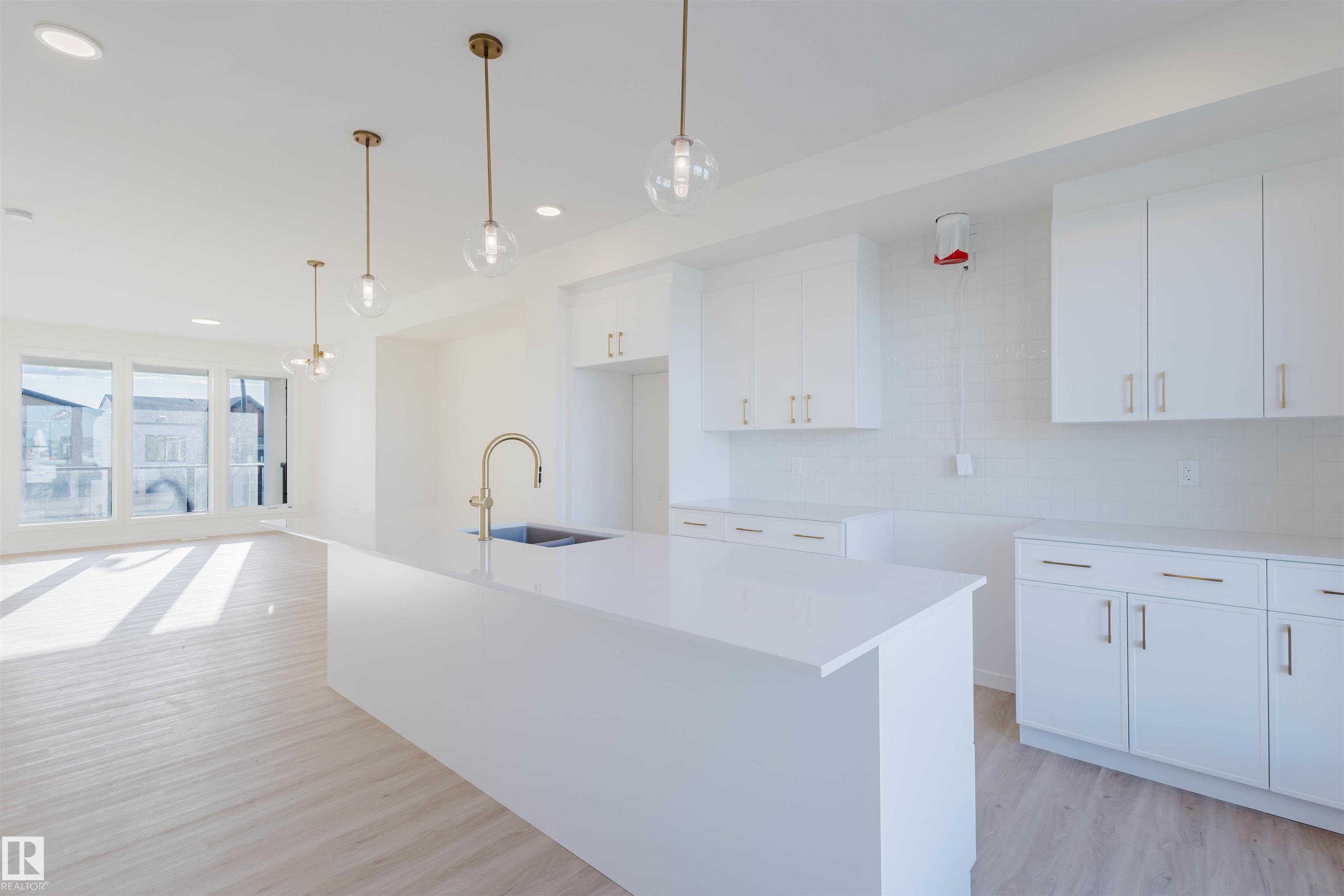33 St Sw Unit 463 St, Edmonton, AB T6X 3C9