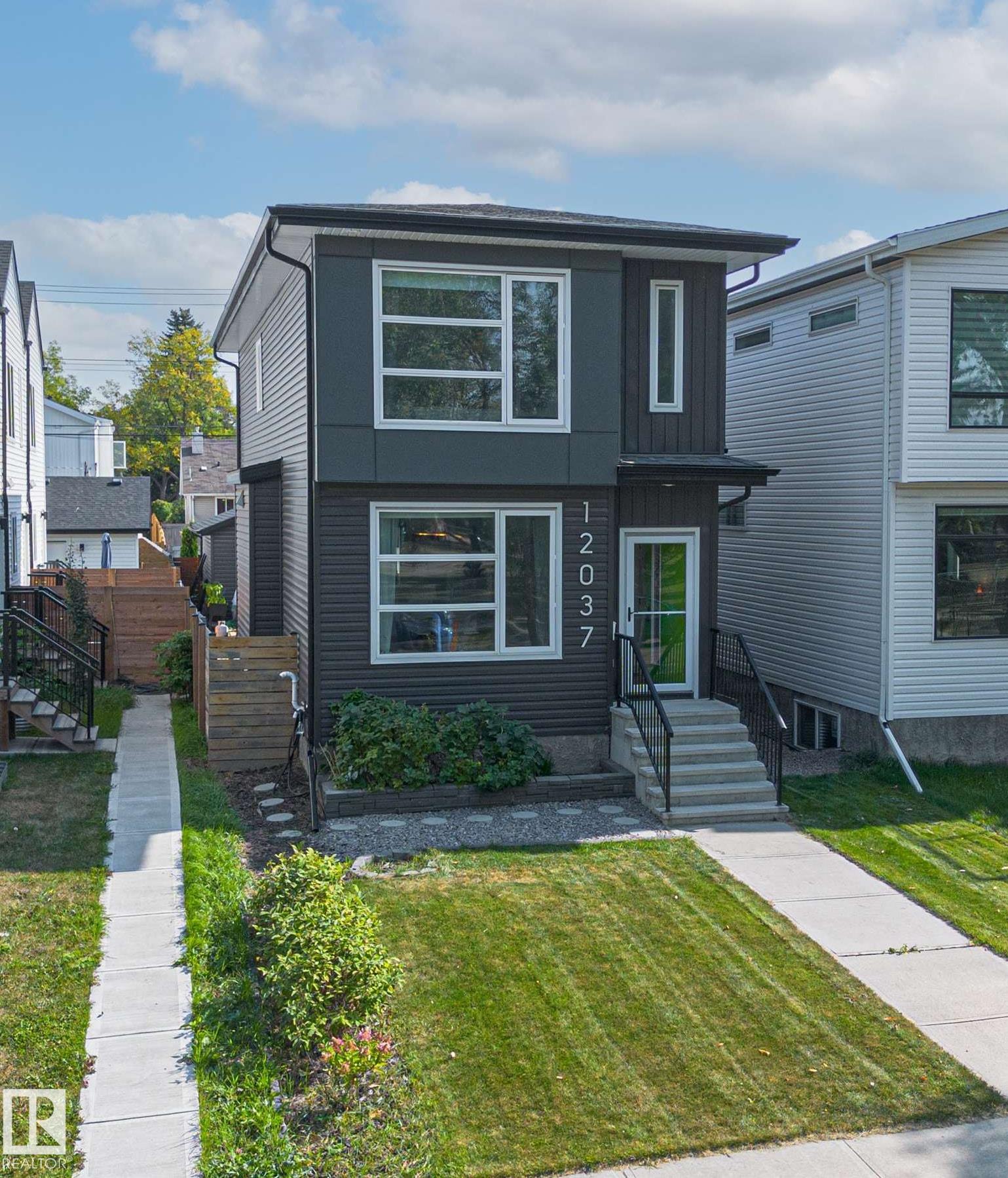 124 St Nw Unit 12037 St, Edmonton, AB T5L 0M8