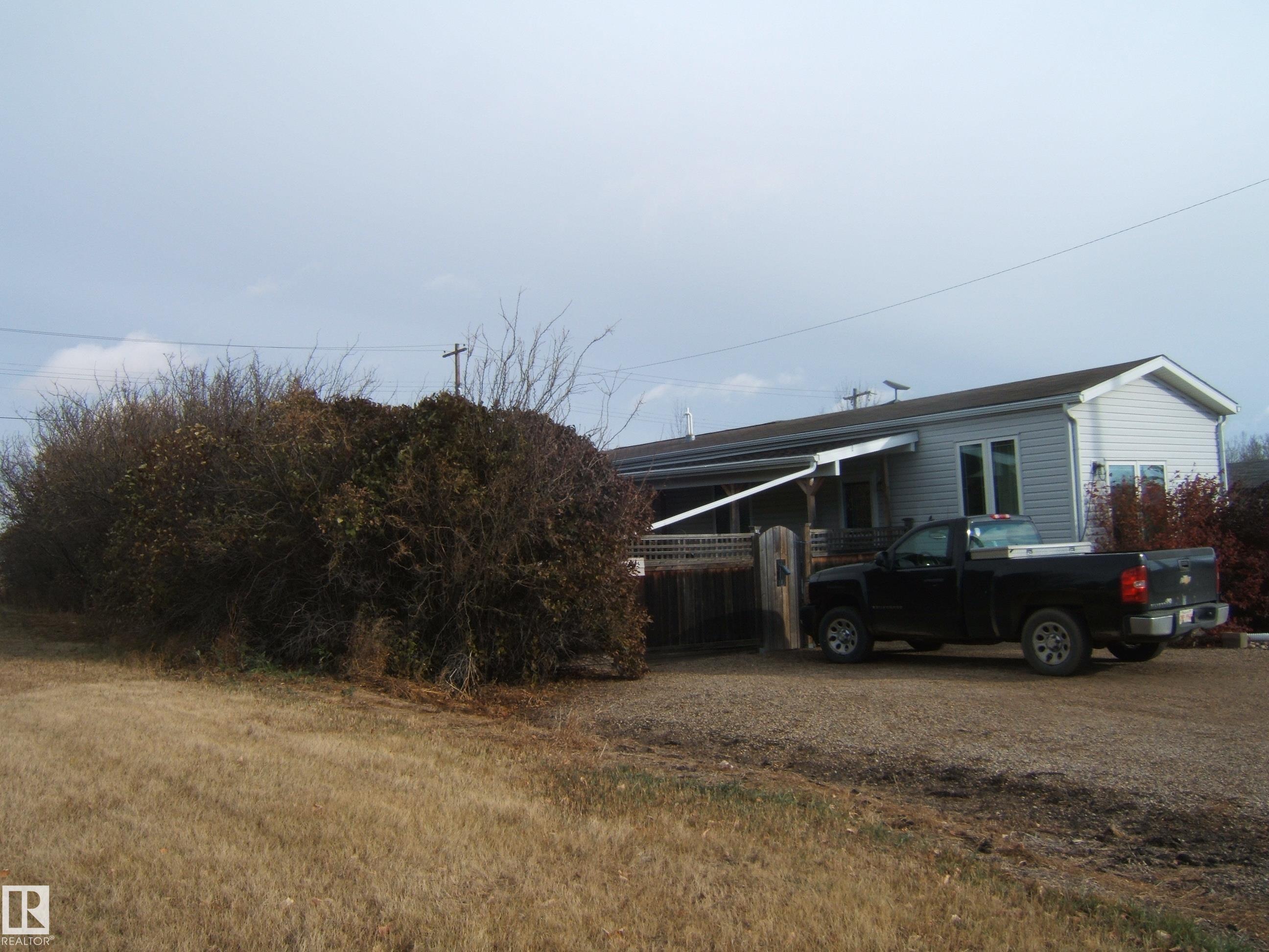 51 Av Unit 4912 Ave, Lavoy, AB T0B 2S0