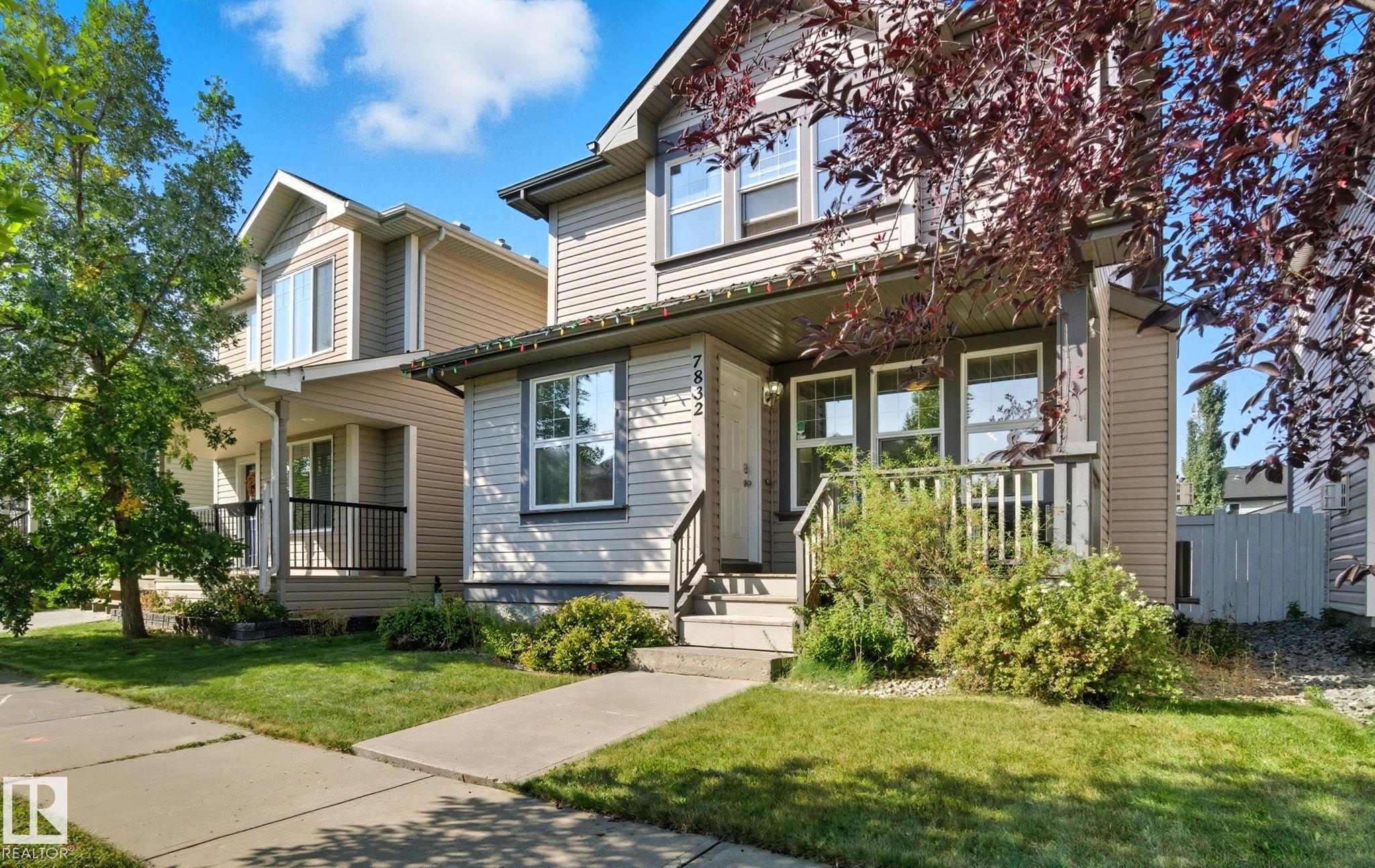 7832 Schmid Pl NW, Edmonton, AB T6R 0K5