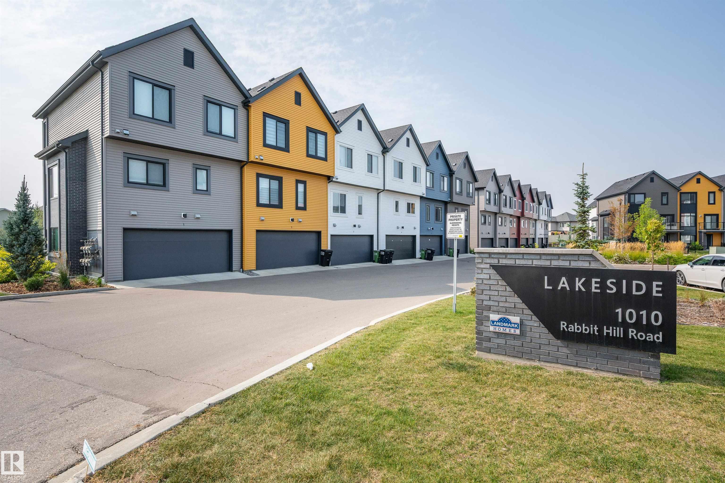 1010 Rabbit Hill Road Southwest #4, Edmonton, AB T6W 4G7