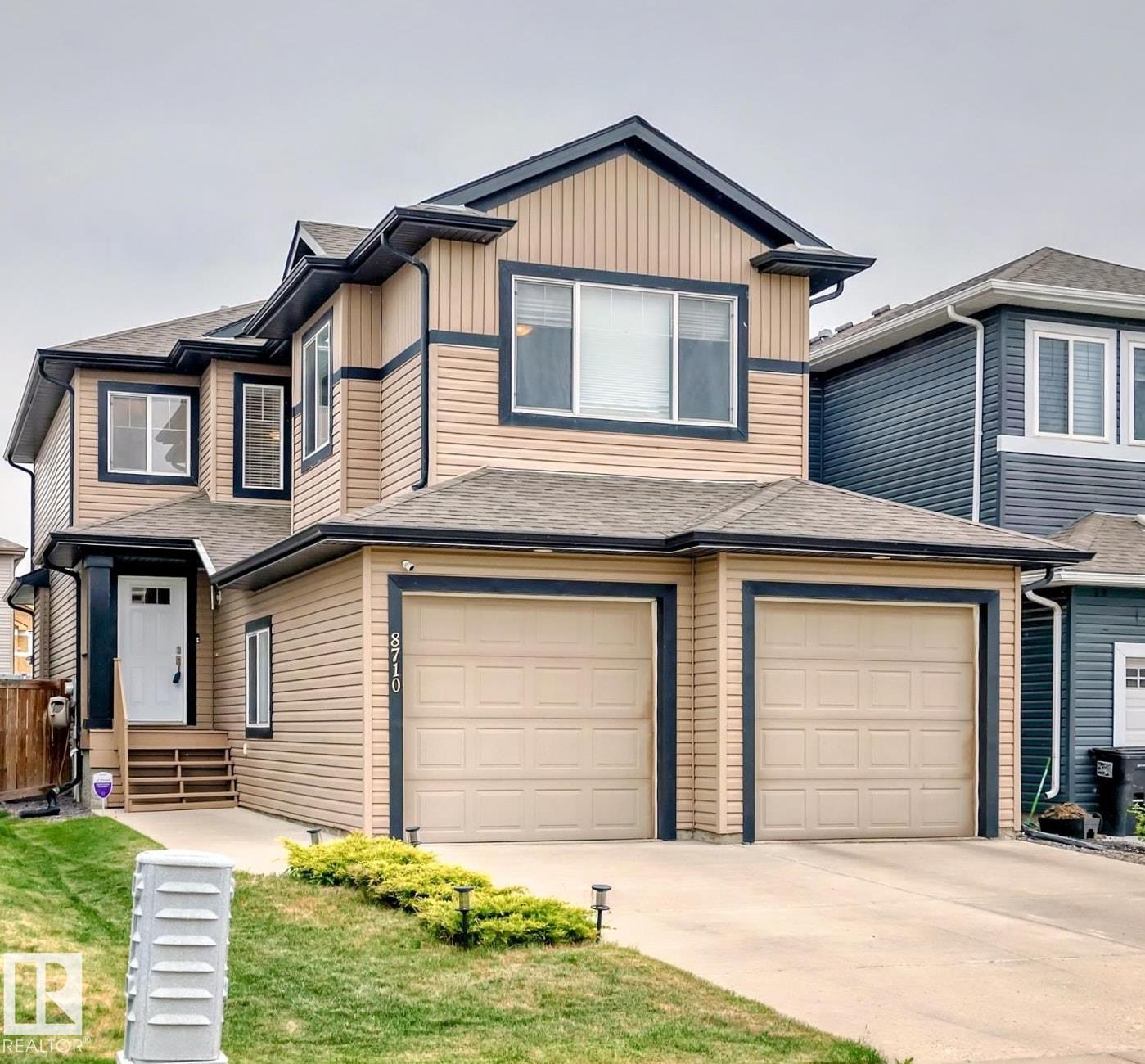 180 Av Nw Unit 8710 Ave #a, Edmonton, AB T5Z 0G6