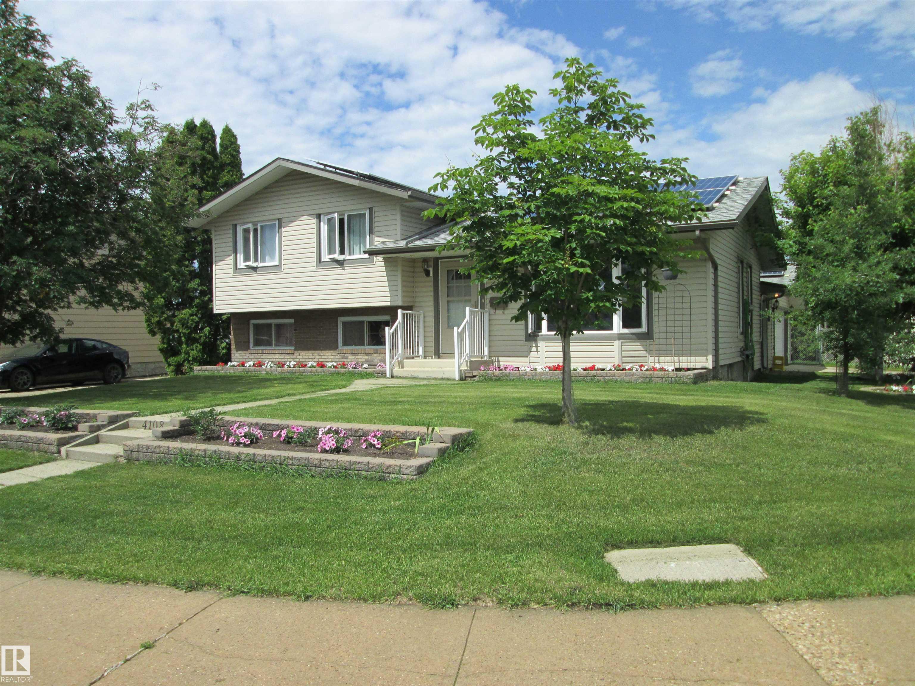 135 Av Nw Unit 4108 Ave, Edmonton, AB T5A 2N7