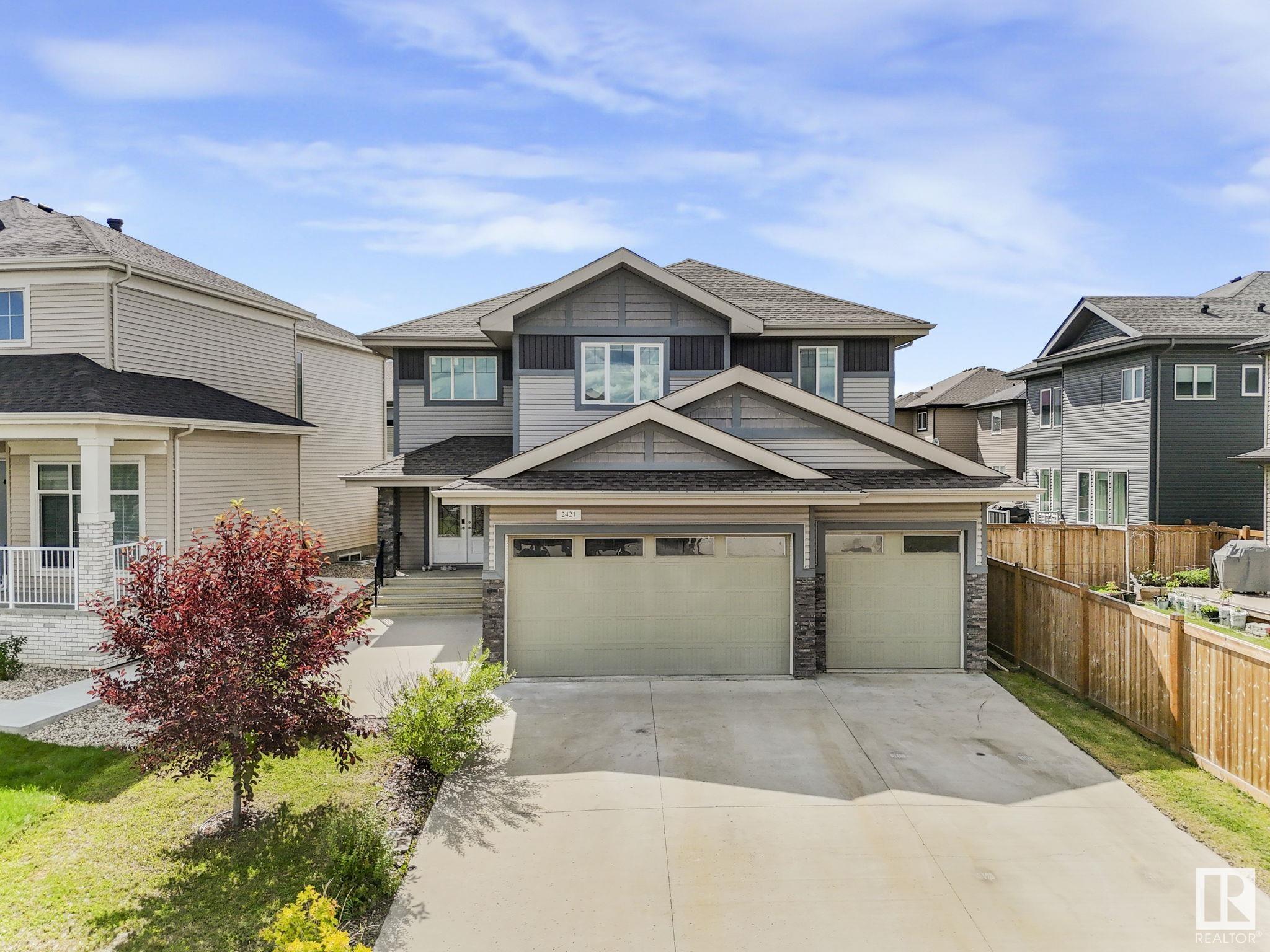 2421 Ashcraft Cr Cres SW, Edmonton, AB T6W 2M9