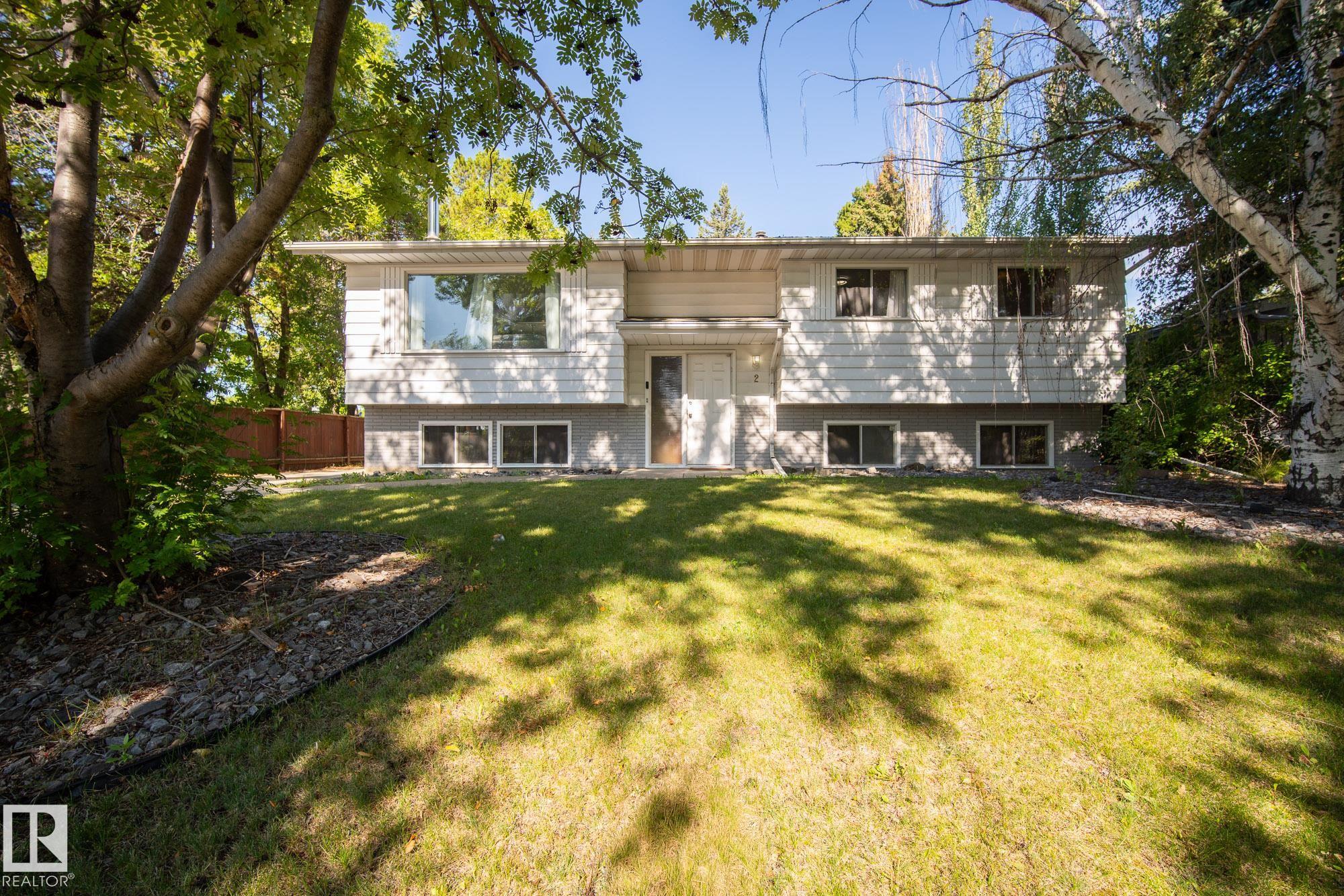 2 Farmstead Ave, St. Albert, AB T8N 1V8