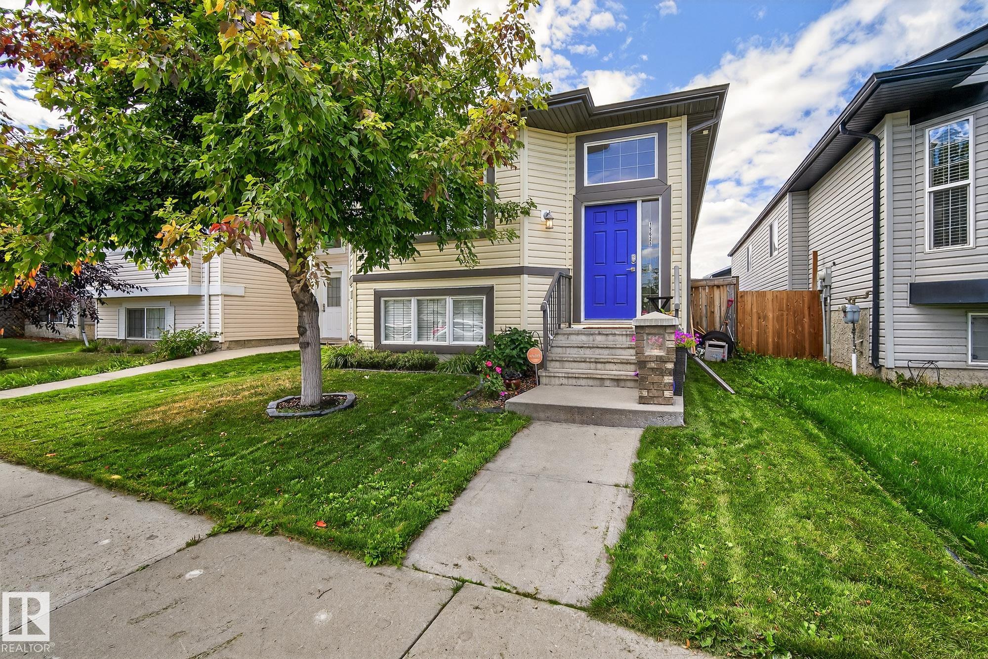 44 St Nw Unit 15628 St, Edmonton, AB T5Y 3H2
