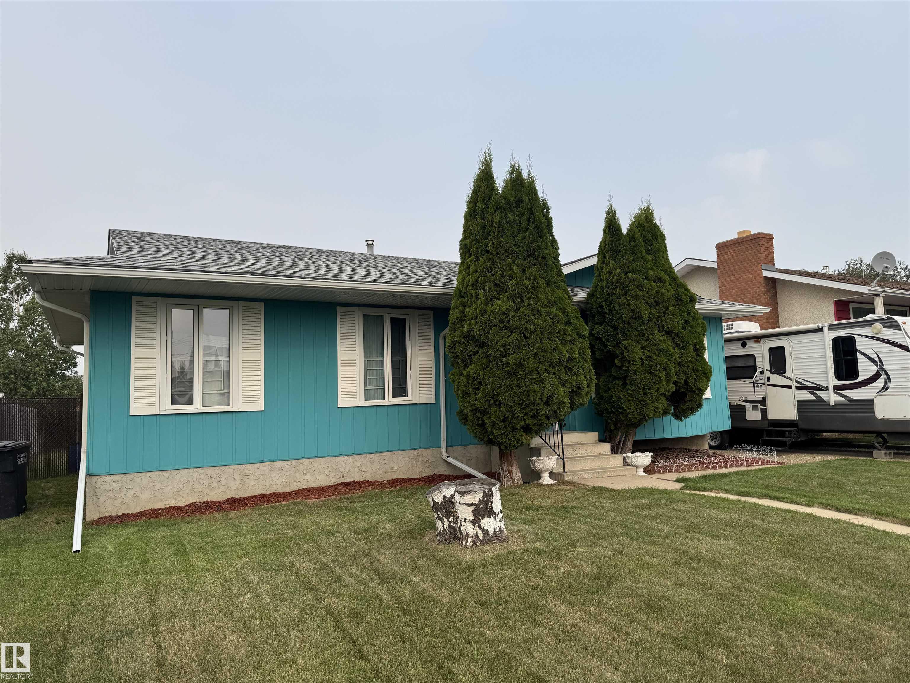 50 St Unit 5408 St, Gibbons, AB T0A 1N0