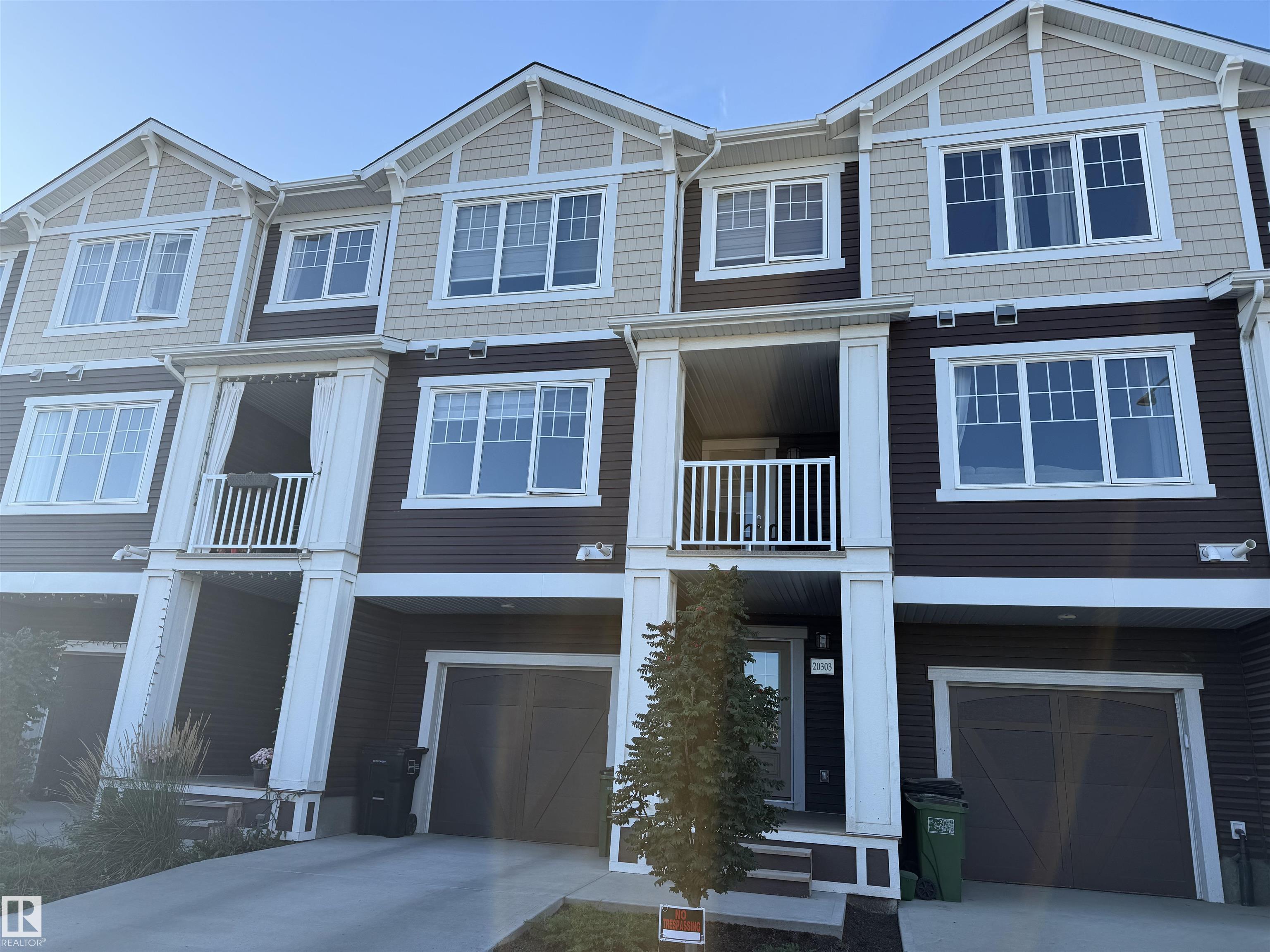 16 Av Nw Unit 20303 Ave, Edmonton, AB T6M 1K8