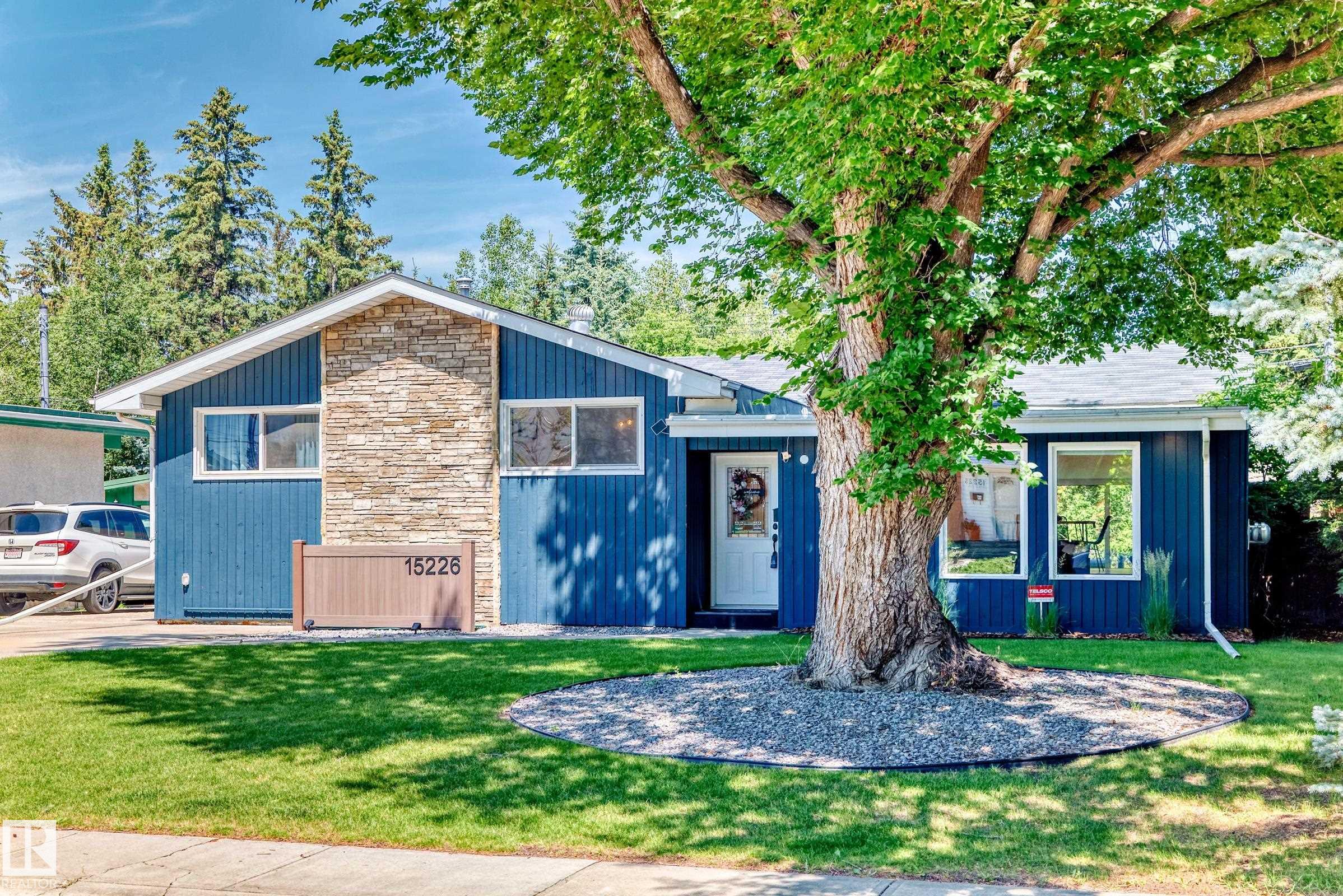 81 Av Nw Unit 15226 Ave, Edmonton, AB T5R 3P1