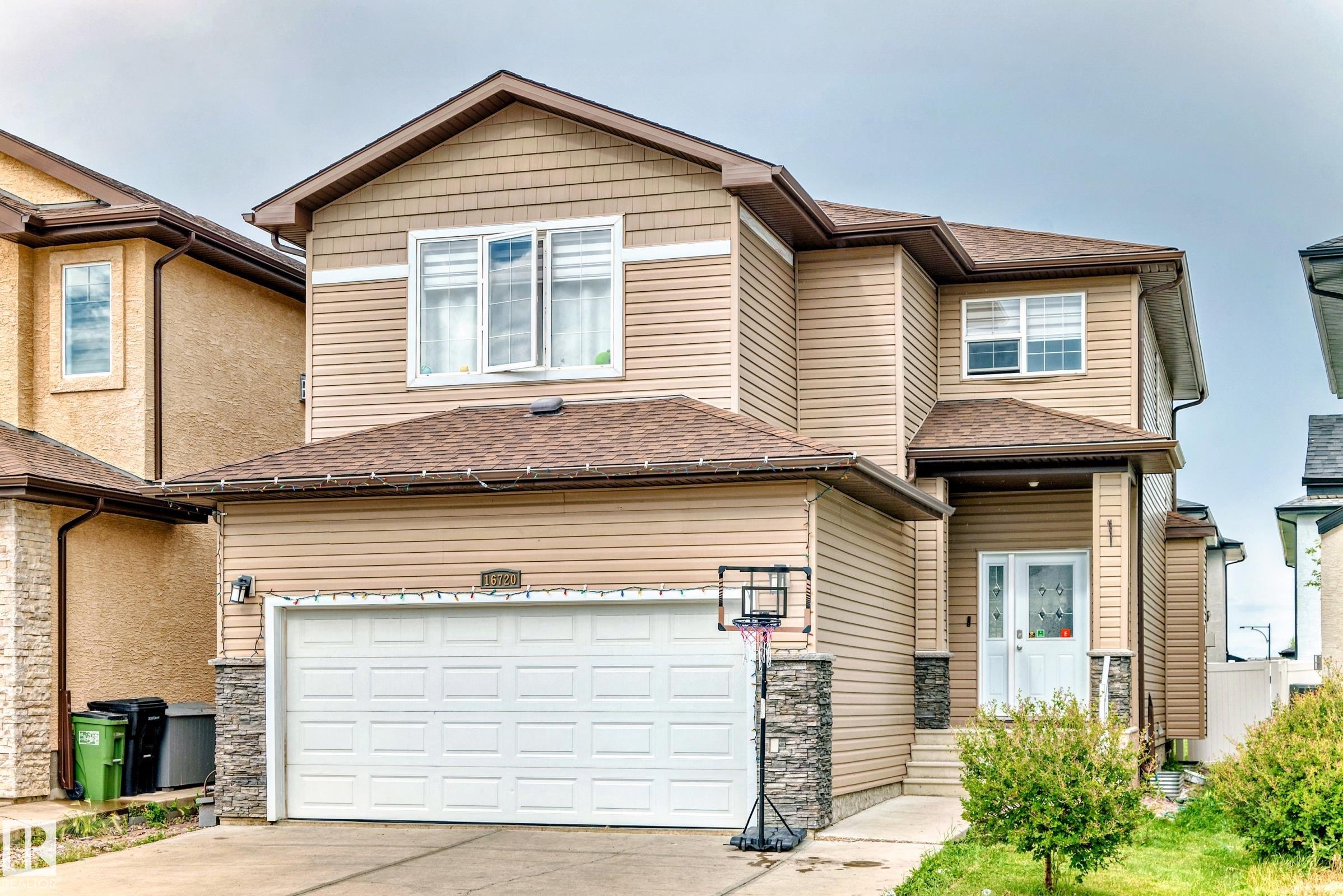 61 St Nw Unit 16720 St, Edmonton, AB T5Y 0W6