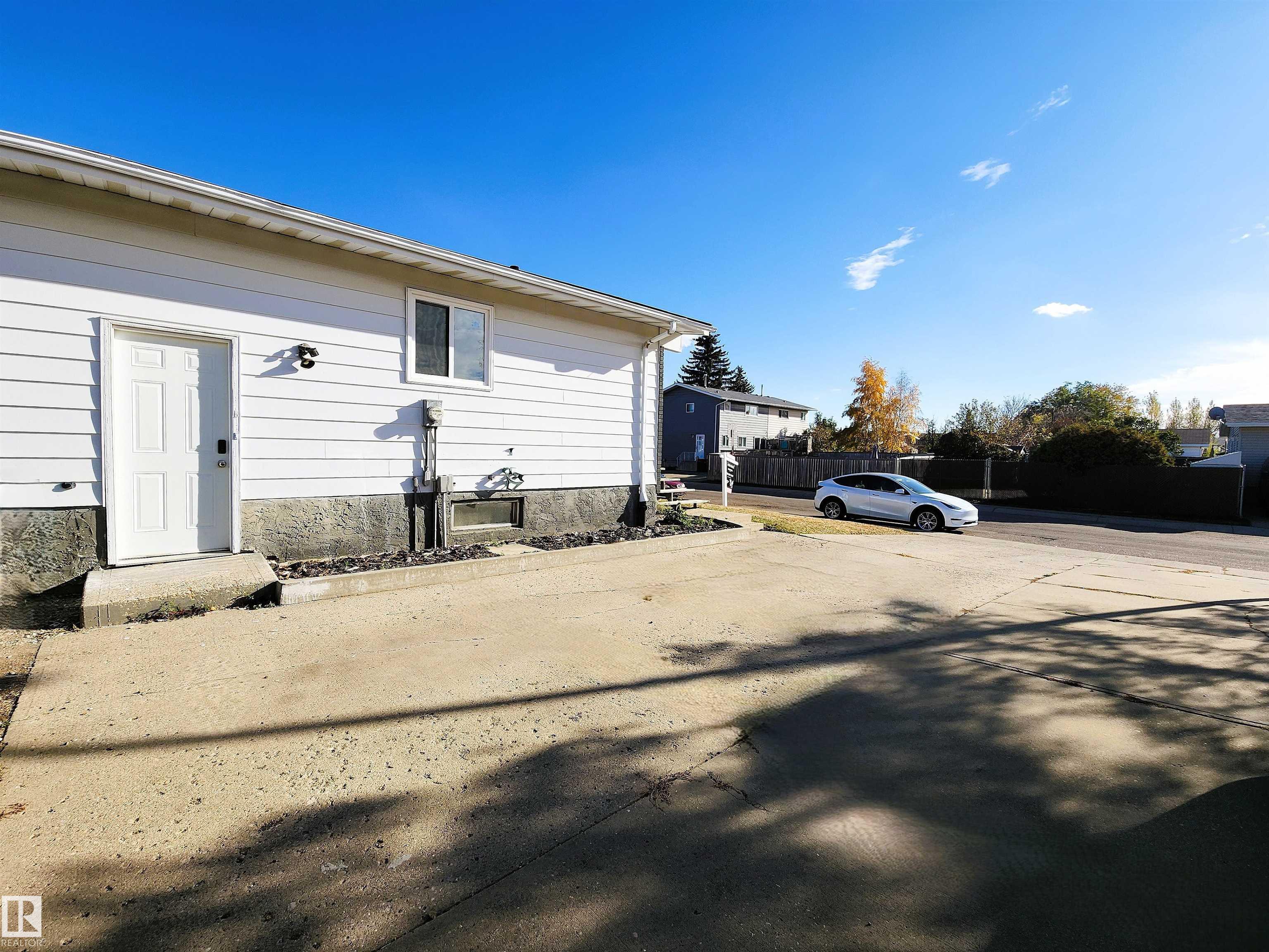 132 Av Nw Unit 3014 Ave, Edmonton, AB T5A 2Z1
