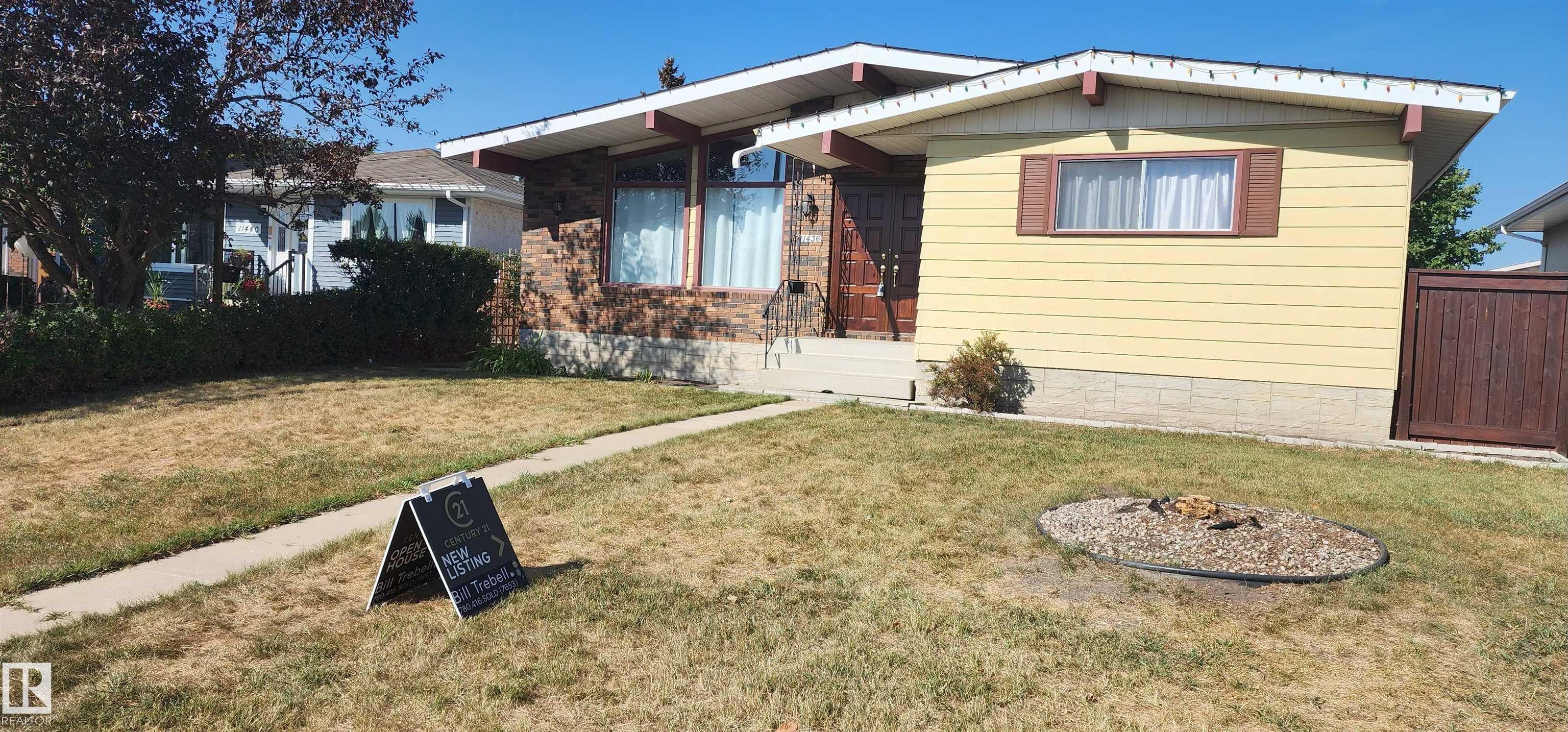 143 Av Nw Unit 11436 Ave, Edmonton, AB T5X 1L6