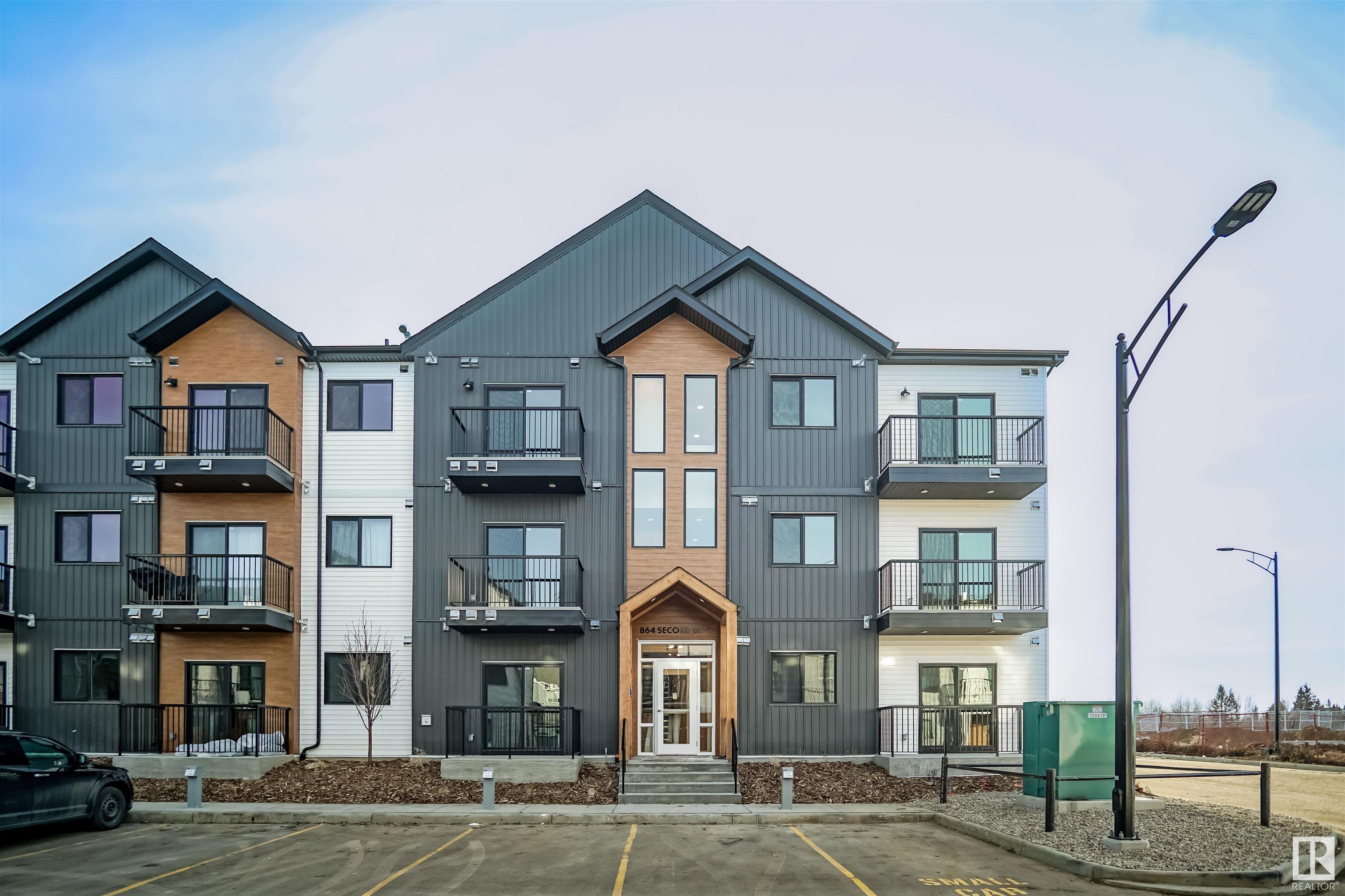 9207 228 Street Northwest #205, Edmonton, AB T5T 7R9