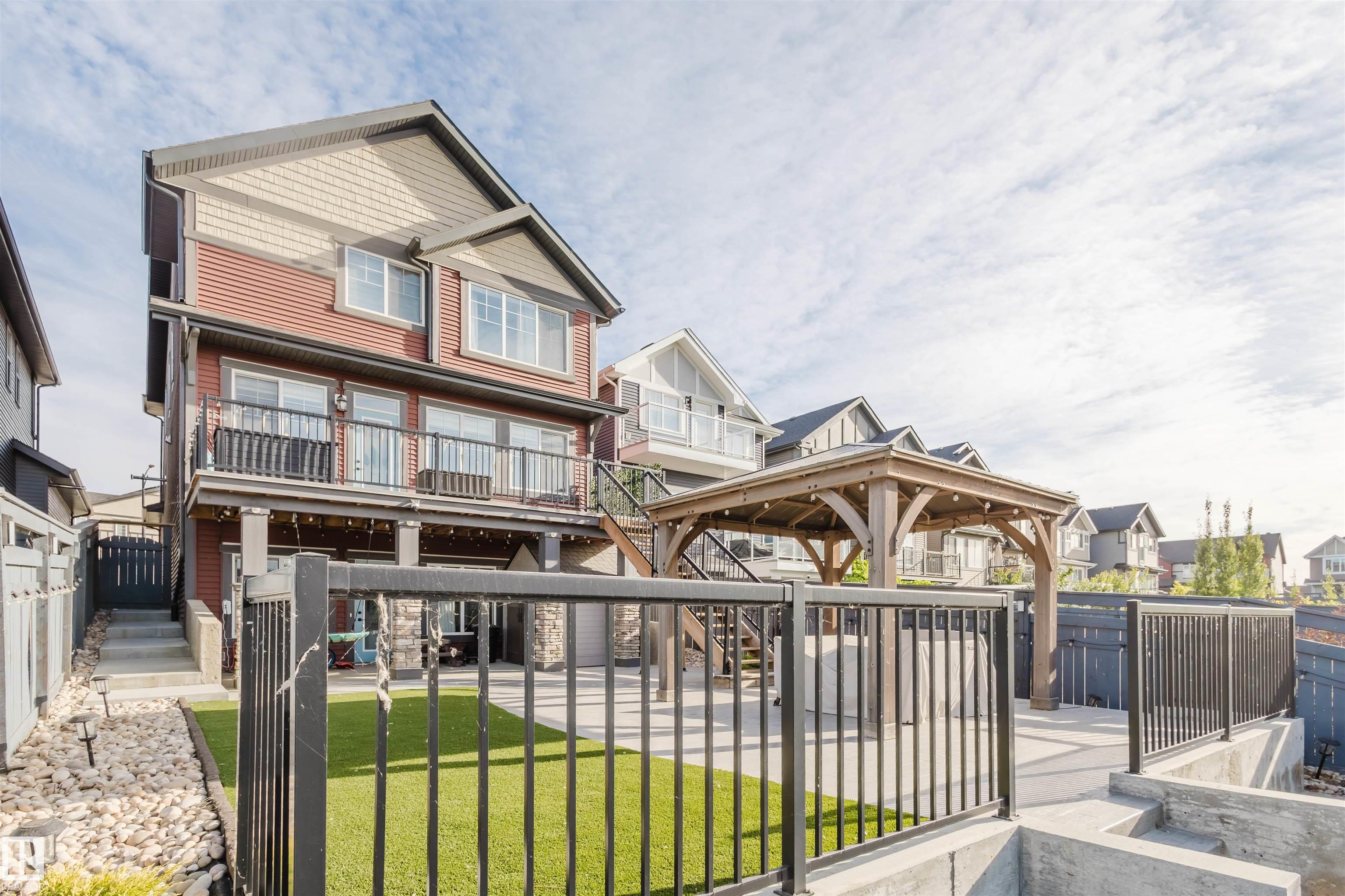 1415 Darby Green Gr SW, Edmonton, AB T6W 4N4