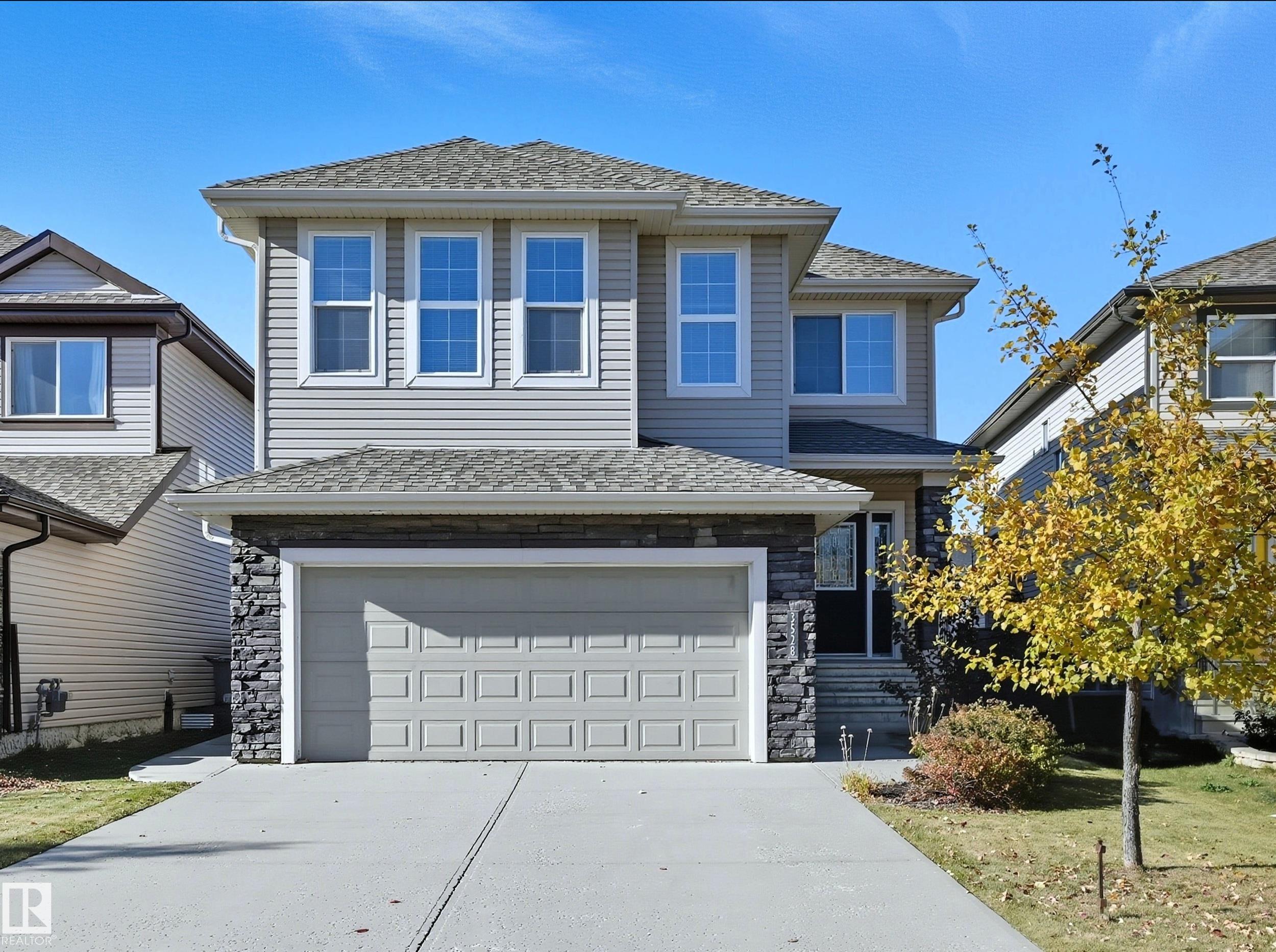 3528 Claxton Cr Cres SW, Edmonton, AB T6W 0Z6