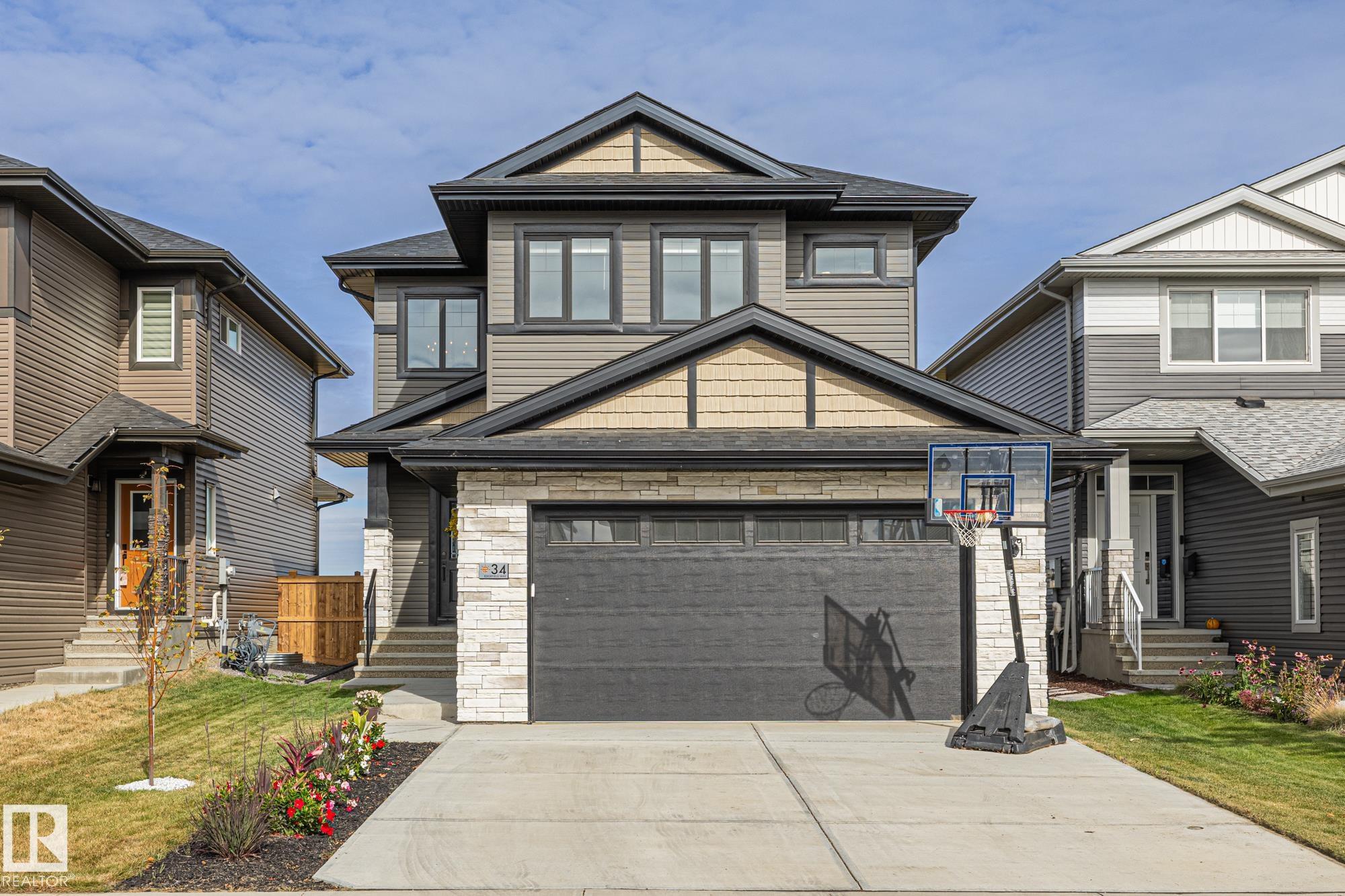 34 Edgefield Way, St. Albert, AB T8N 8A1