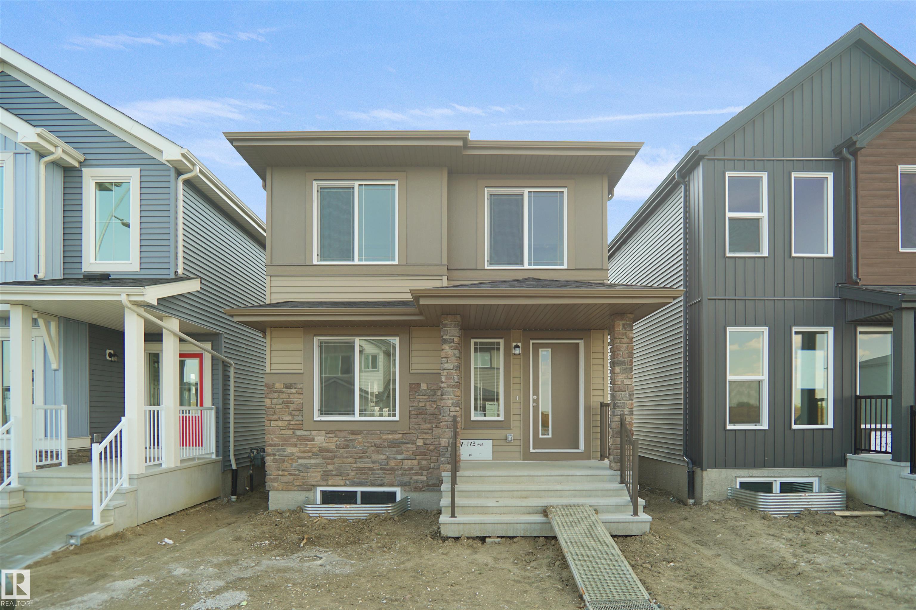73 St Nw Unit 18137 St #a, Edmonton, AB T5Z 0T4