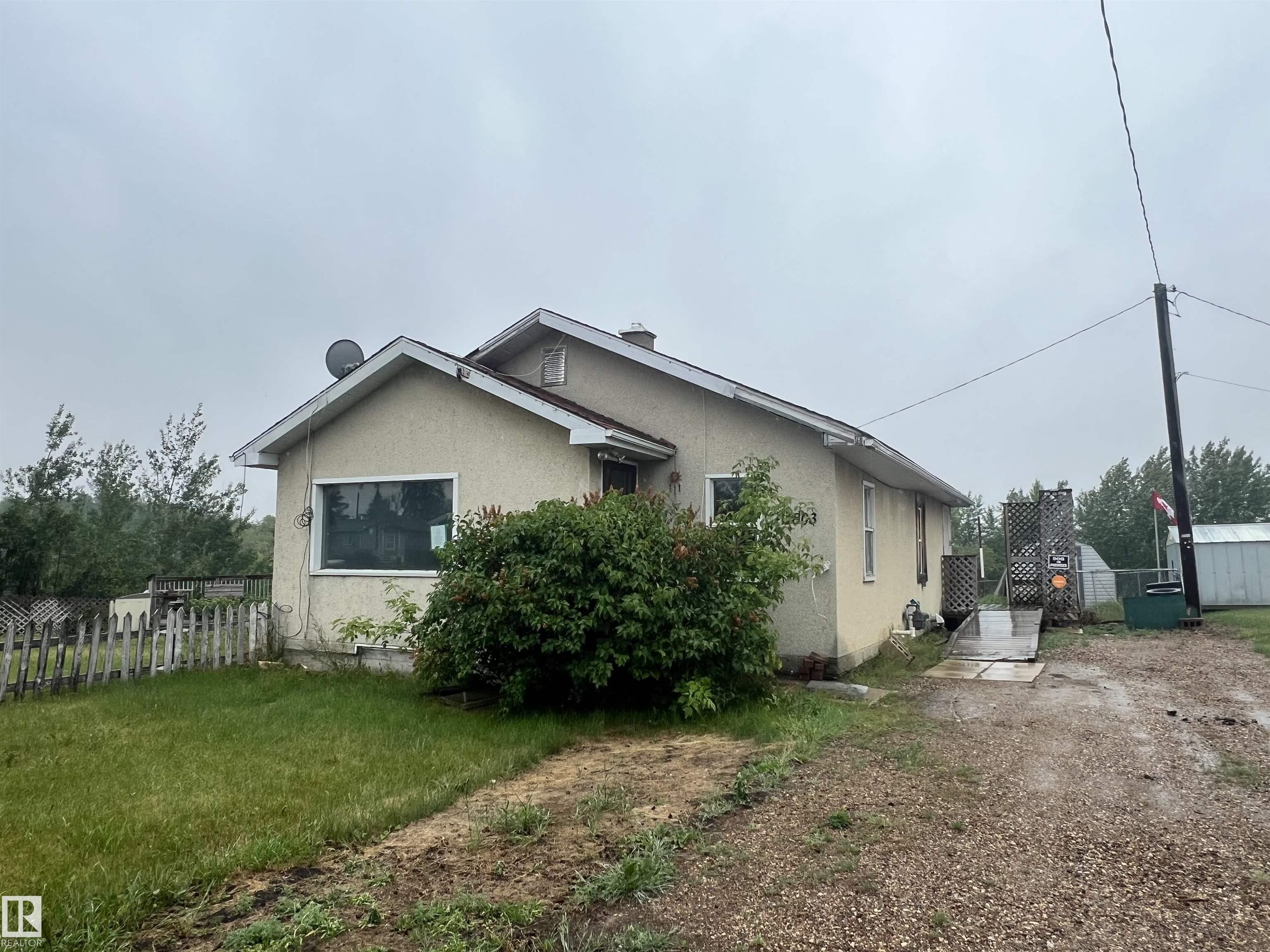 50 Av Unit 4803 Ave #b, Waskatenau, AB T0A 3P0