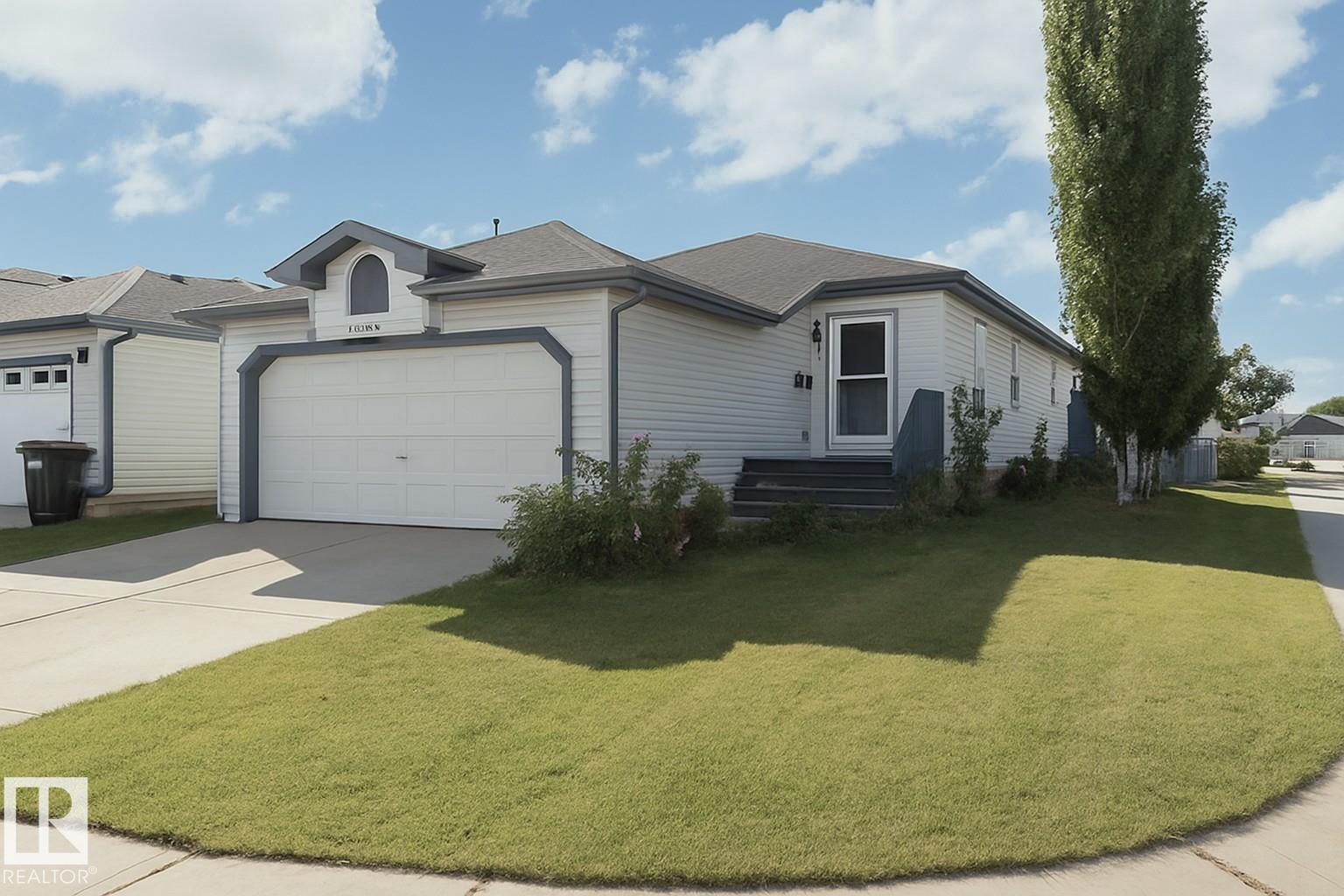 35 St Nw Unit 13140 St, Edmonton, AB T5A 5C7