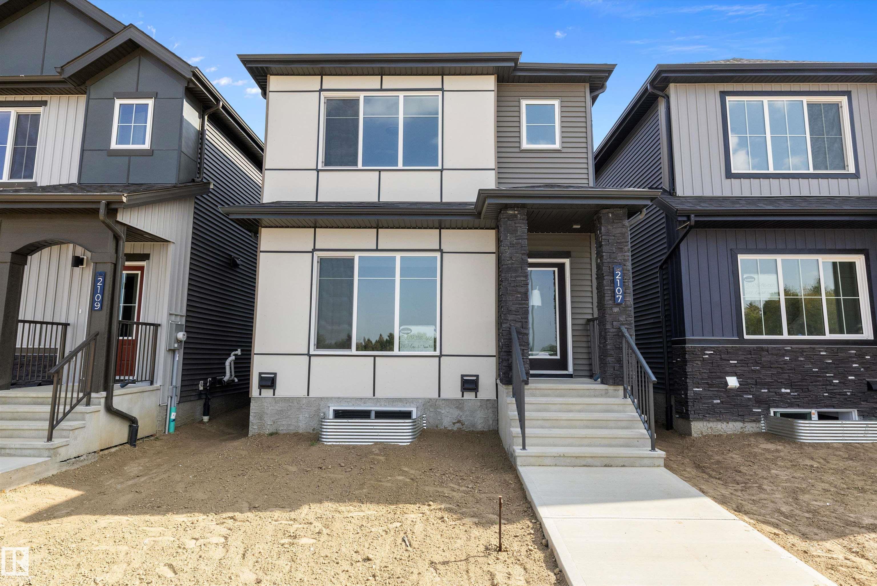 2107 Crossbill Ln NW, Edmonton, AB T5S 0T9