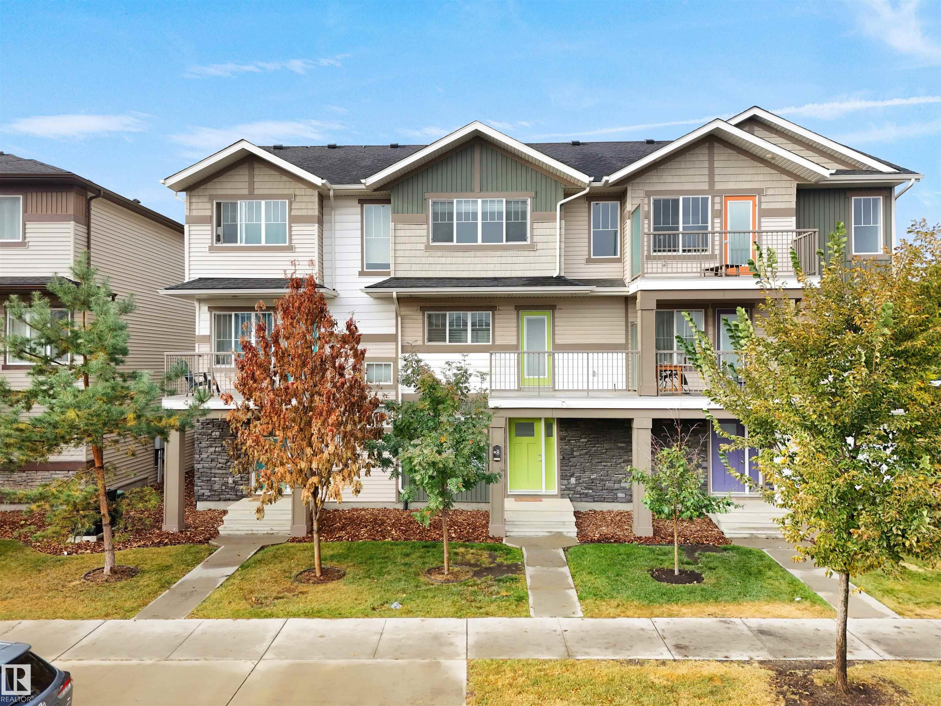 1530 Tamarack Boulevard Northwest #8, Edmonton, AB T6T 0V7