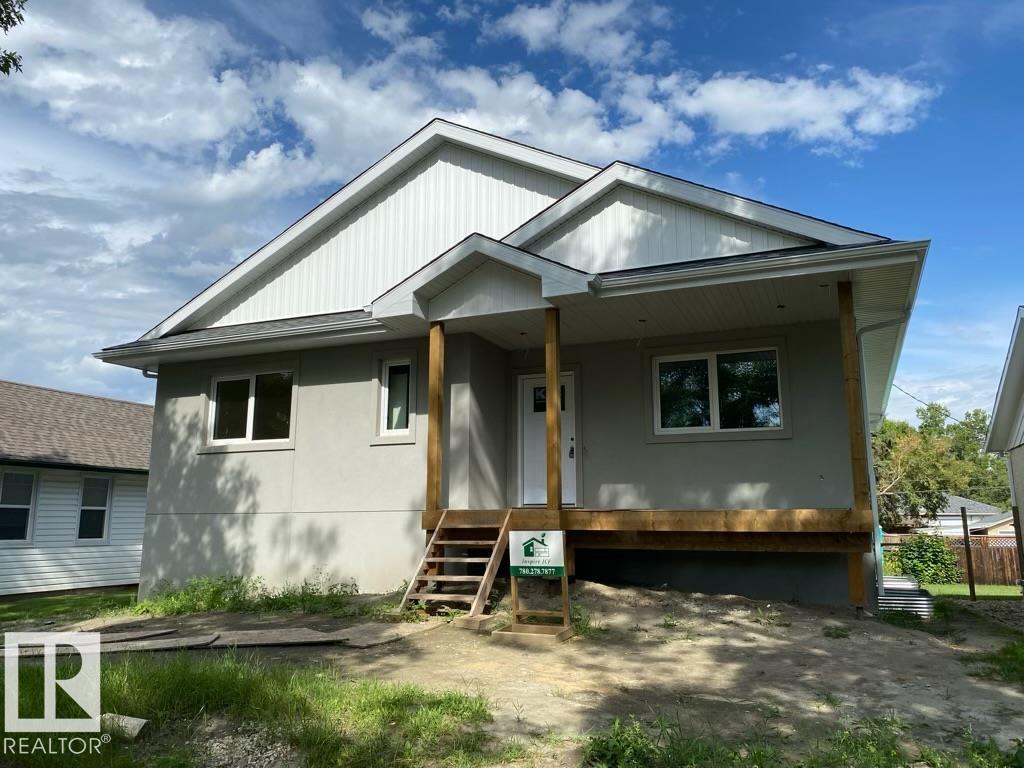 107 St Unit 9911 St, Fort Saskatchewan, AB T8L 2H3