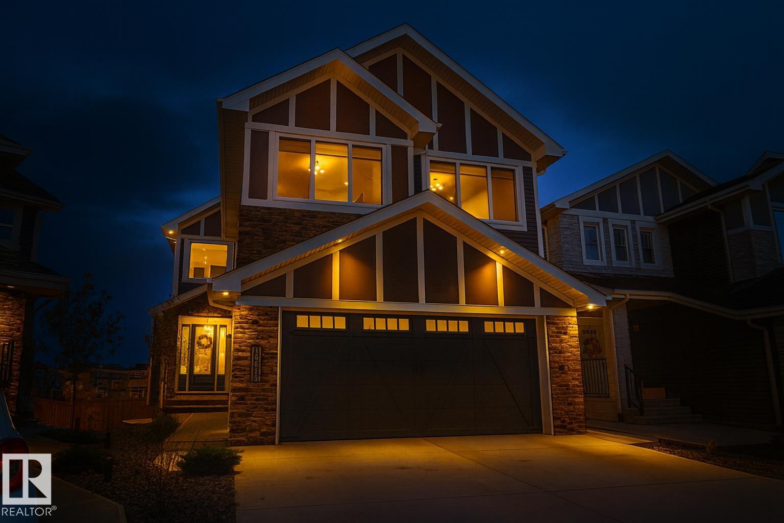 32 Av Sw Unit 16615 Ave, Edmonton, AB T6W 4R2