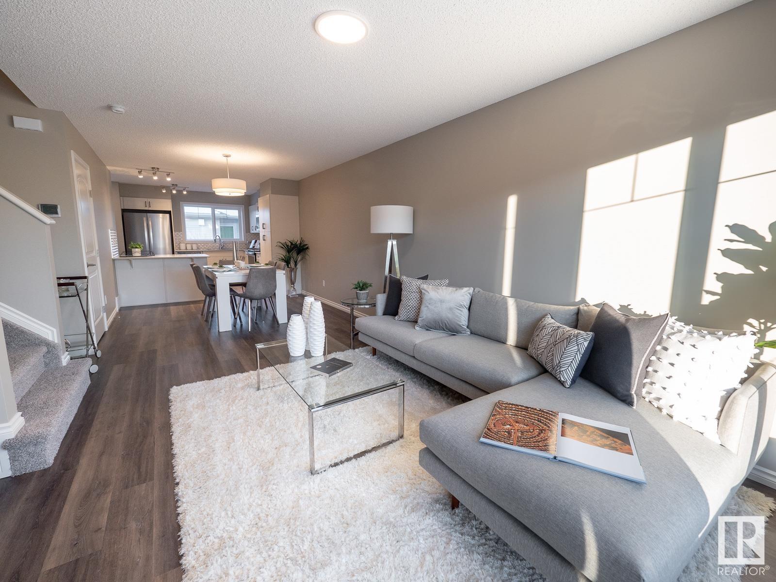 50 Brougham Dr, Ardrossan, AB T8E 0B8