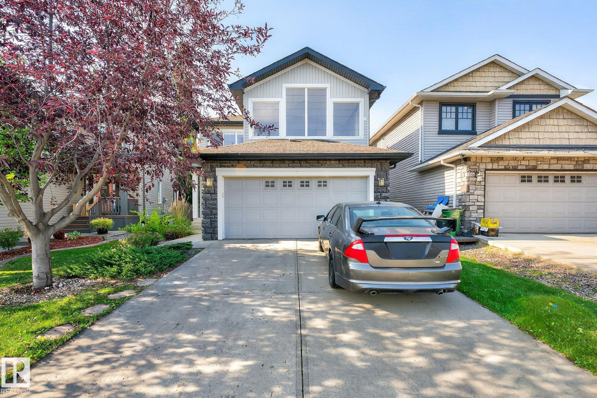 8429 Sloane Cr Cres NW, Edmonton, AB T6R 0L3