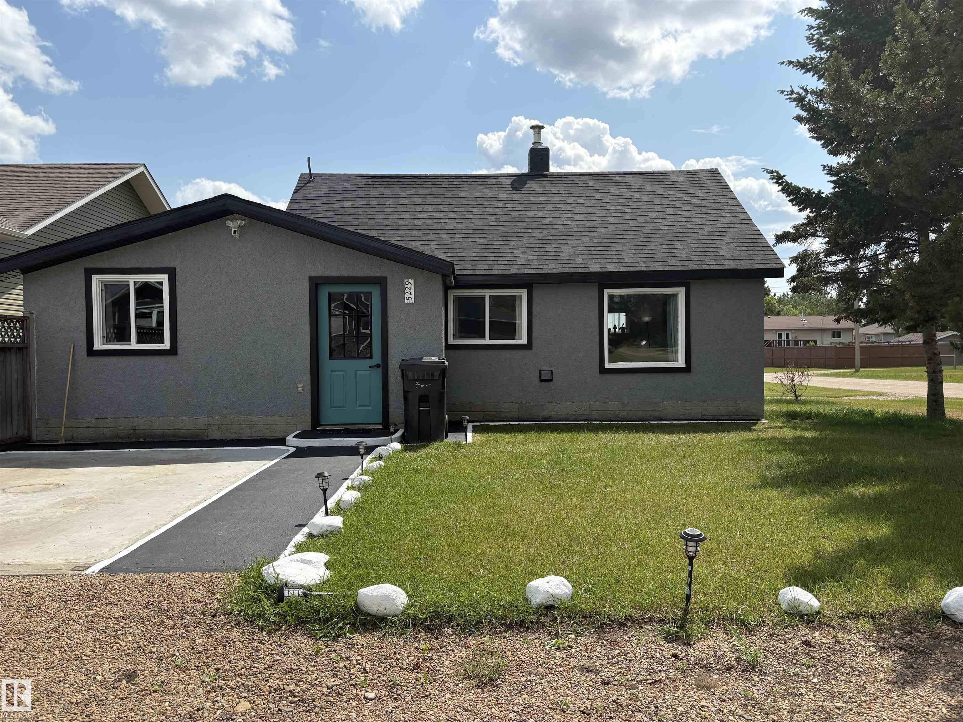 49 Av Unit 5229 Ave, Elk Point, AB T0A 1A0