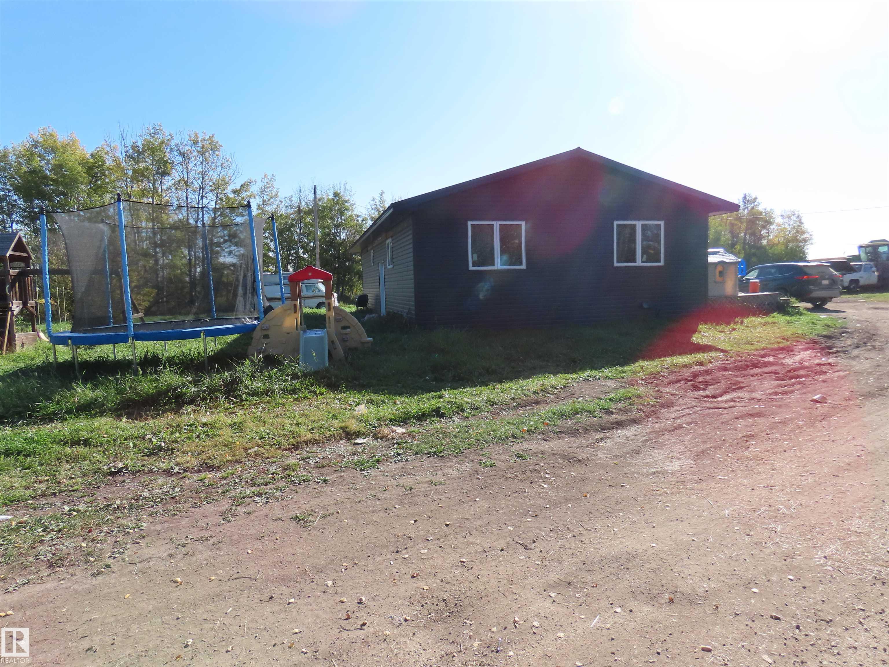 58201 Highway 757, Rural Lac Ste. Anne County, AB T0E 2A0