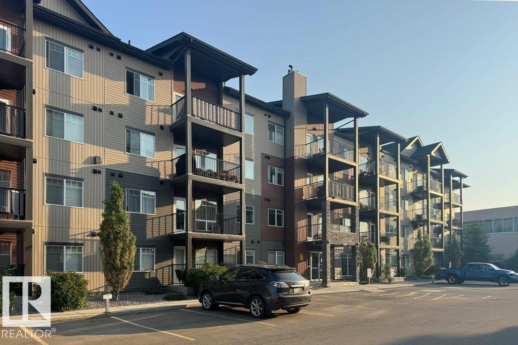9517 160 Avenue Northwest #212, Edmonton, AB T5Z 0N1