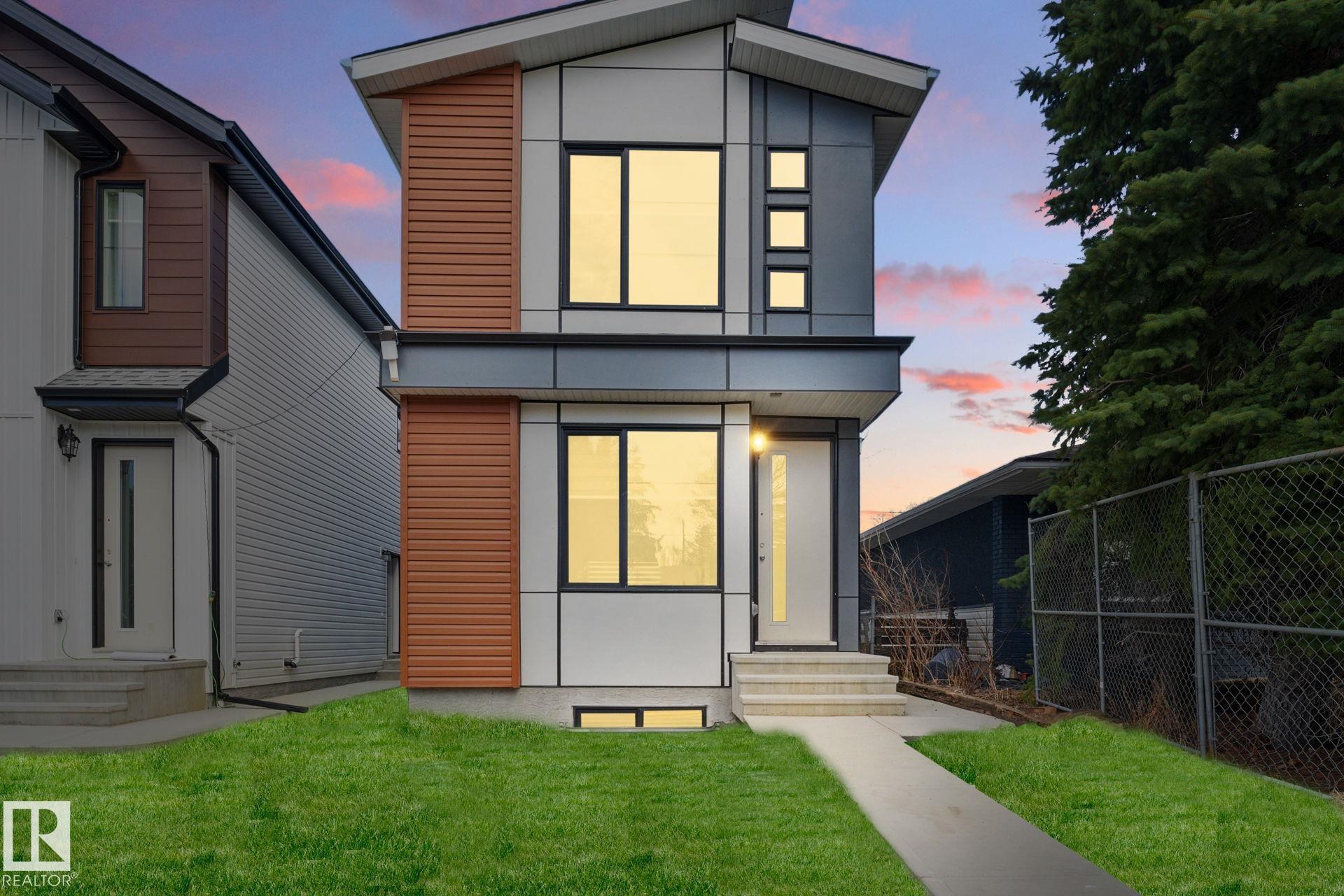 52 St Nw Unit 10711 St, Edmonton, AB T6A 2H1