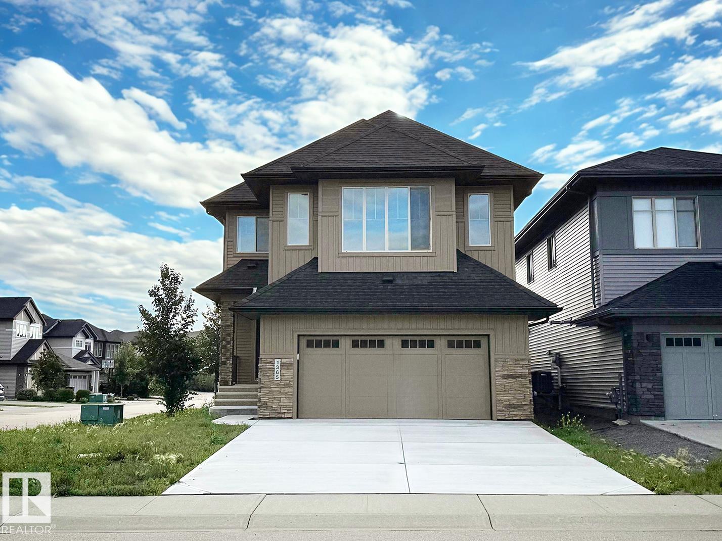 1365 Ainslie Wd Wynd SW, Edmonton, AB T6W 3E9