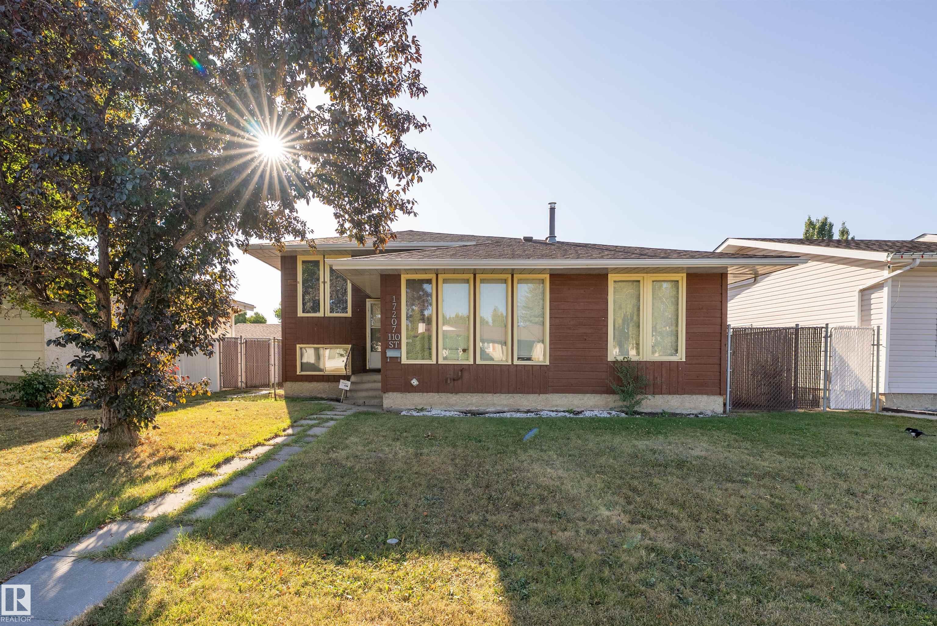 110 St Nw Unit 17207 St, Edmonton, AB T5X 3L2