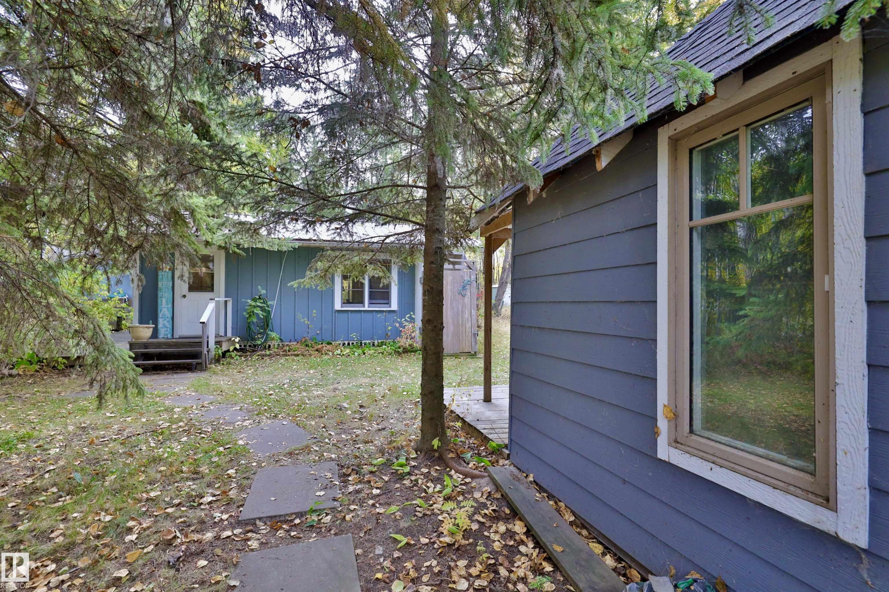 A107 2 Av, Rural Wetaskiwin County, AB T0C 1X0
