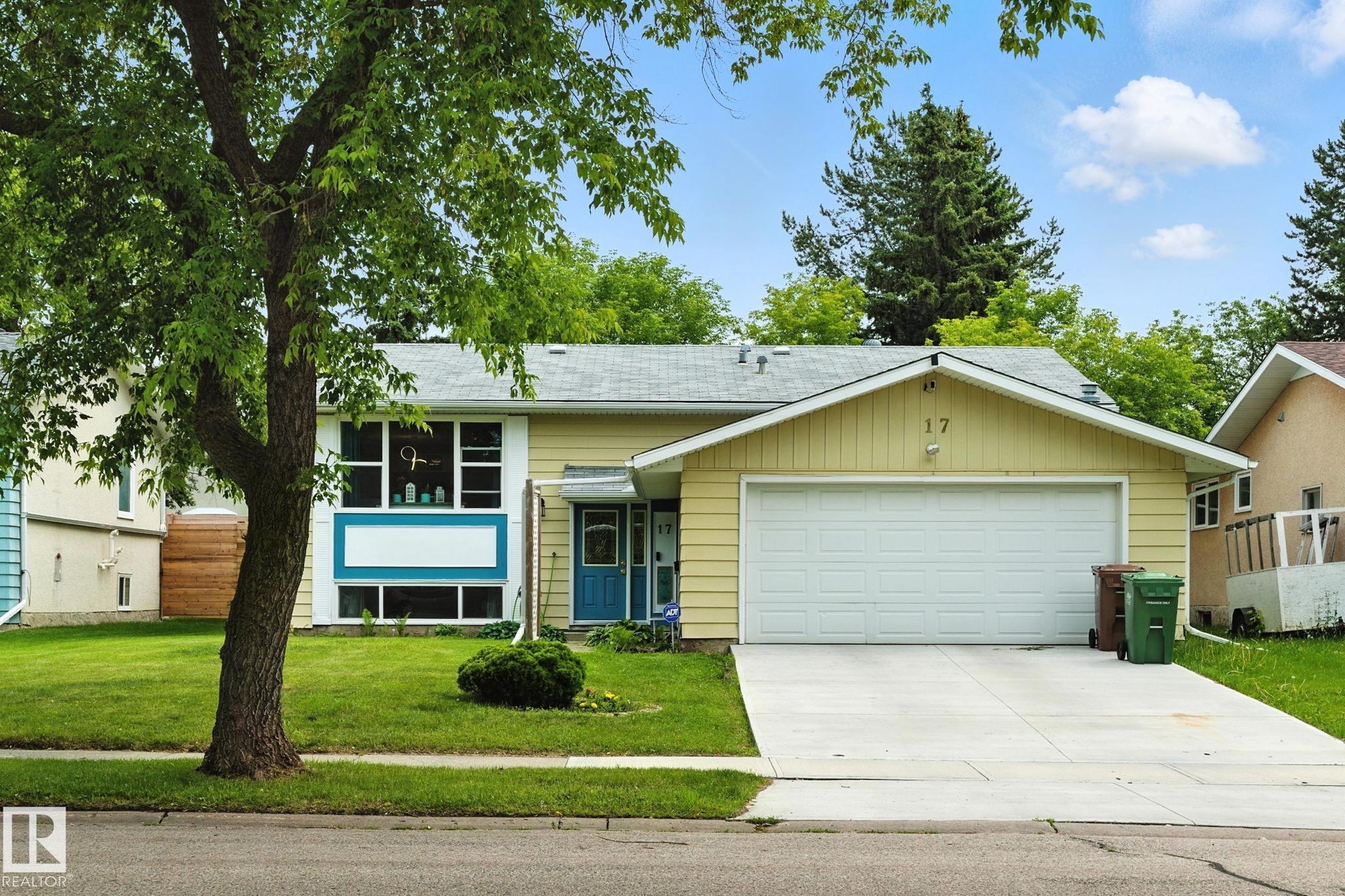 17 Amber Cr Cres, St. Albert, AB T8N 2J2