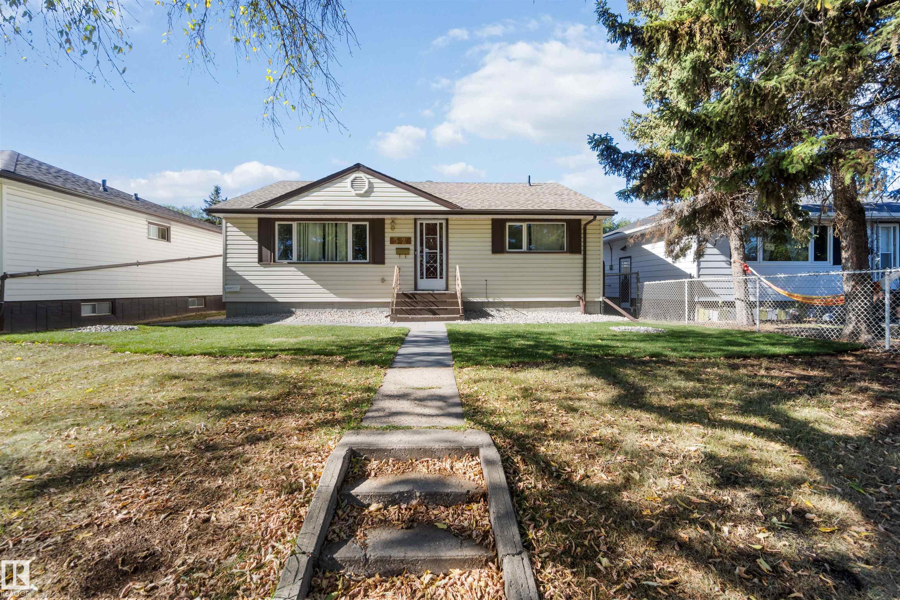 63 St Nw Unit 13124 St, Edmonton, AB T5A 0W8